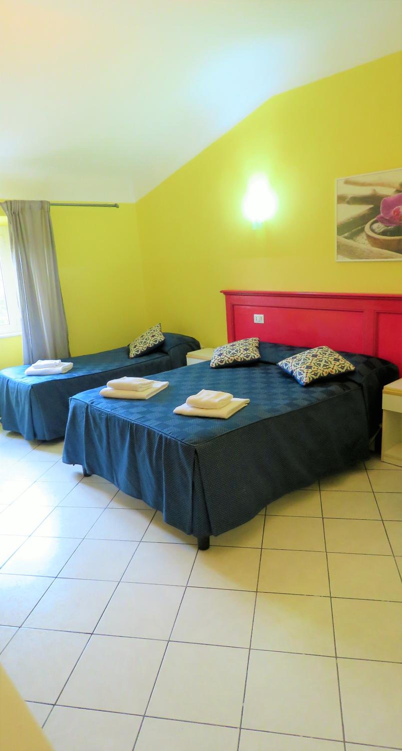 Triple Room photo 2