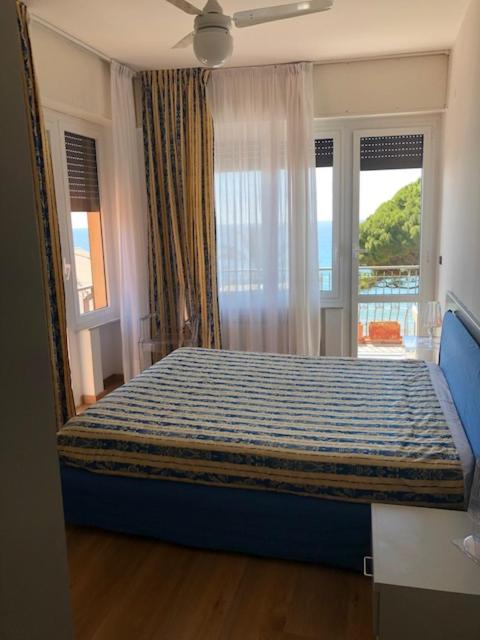 One-Bedroom Apartment with Sea View - Photo 4