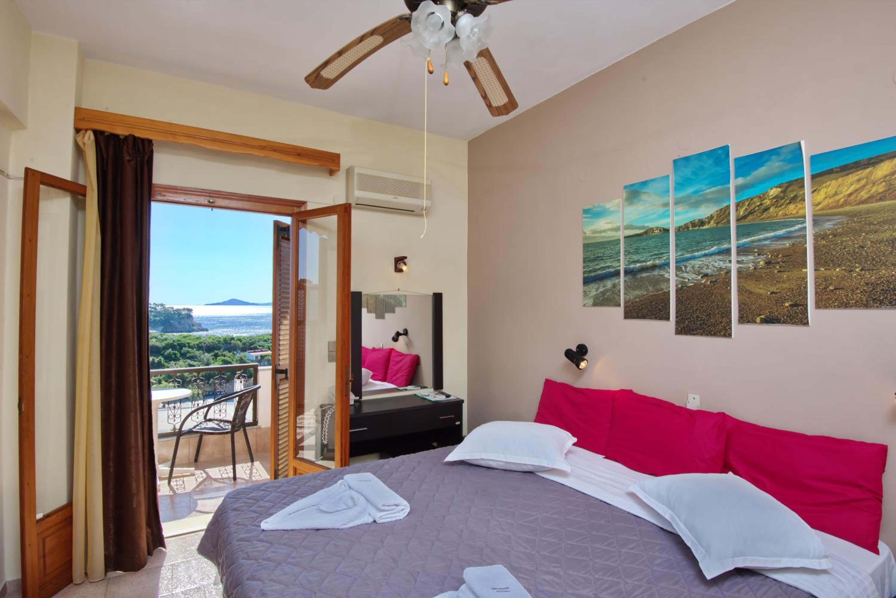 Studio with Sea View (2 Adults) photo 1