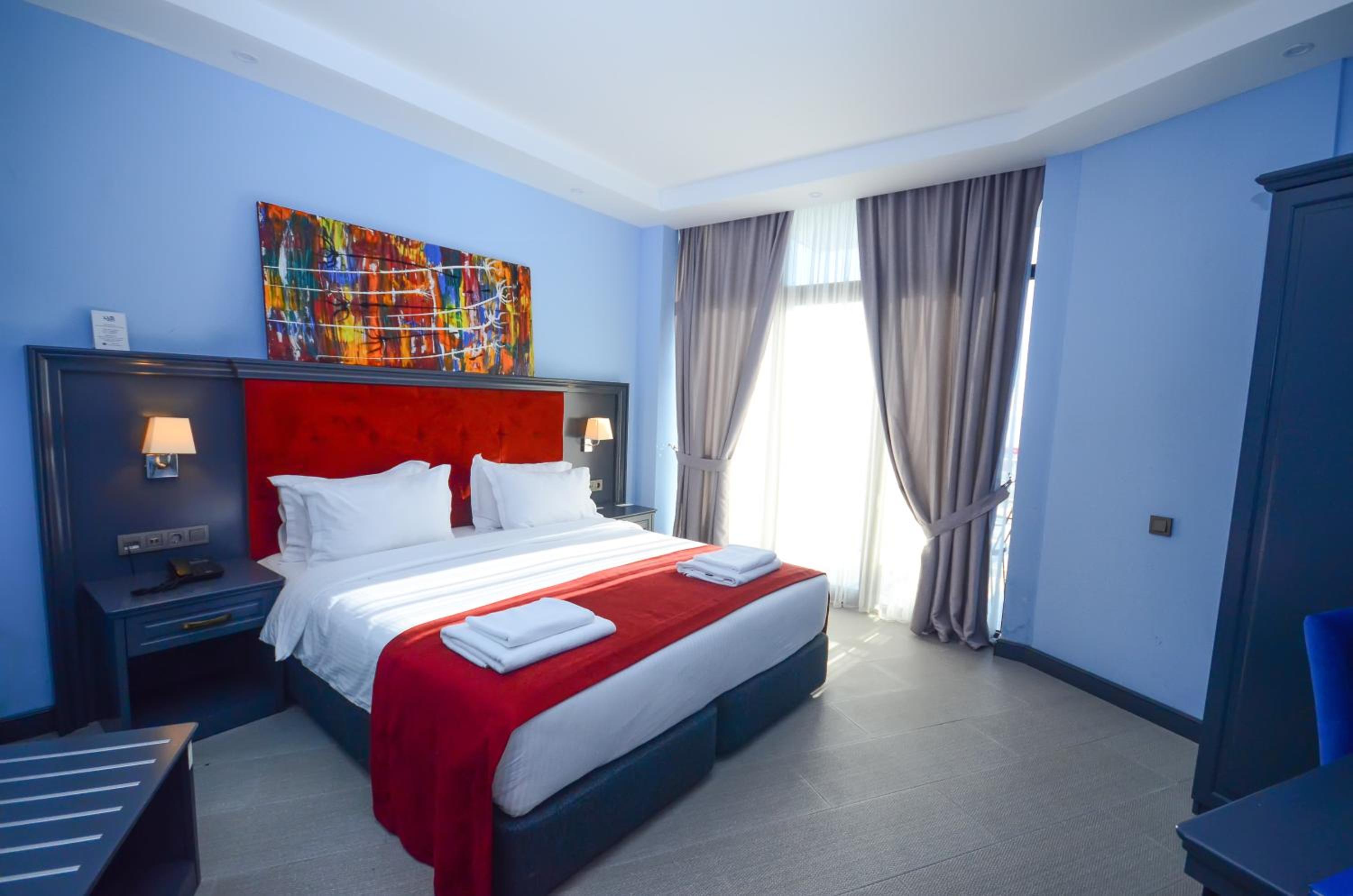 Deluxe Double Room with Balcony and Sea View photo 1