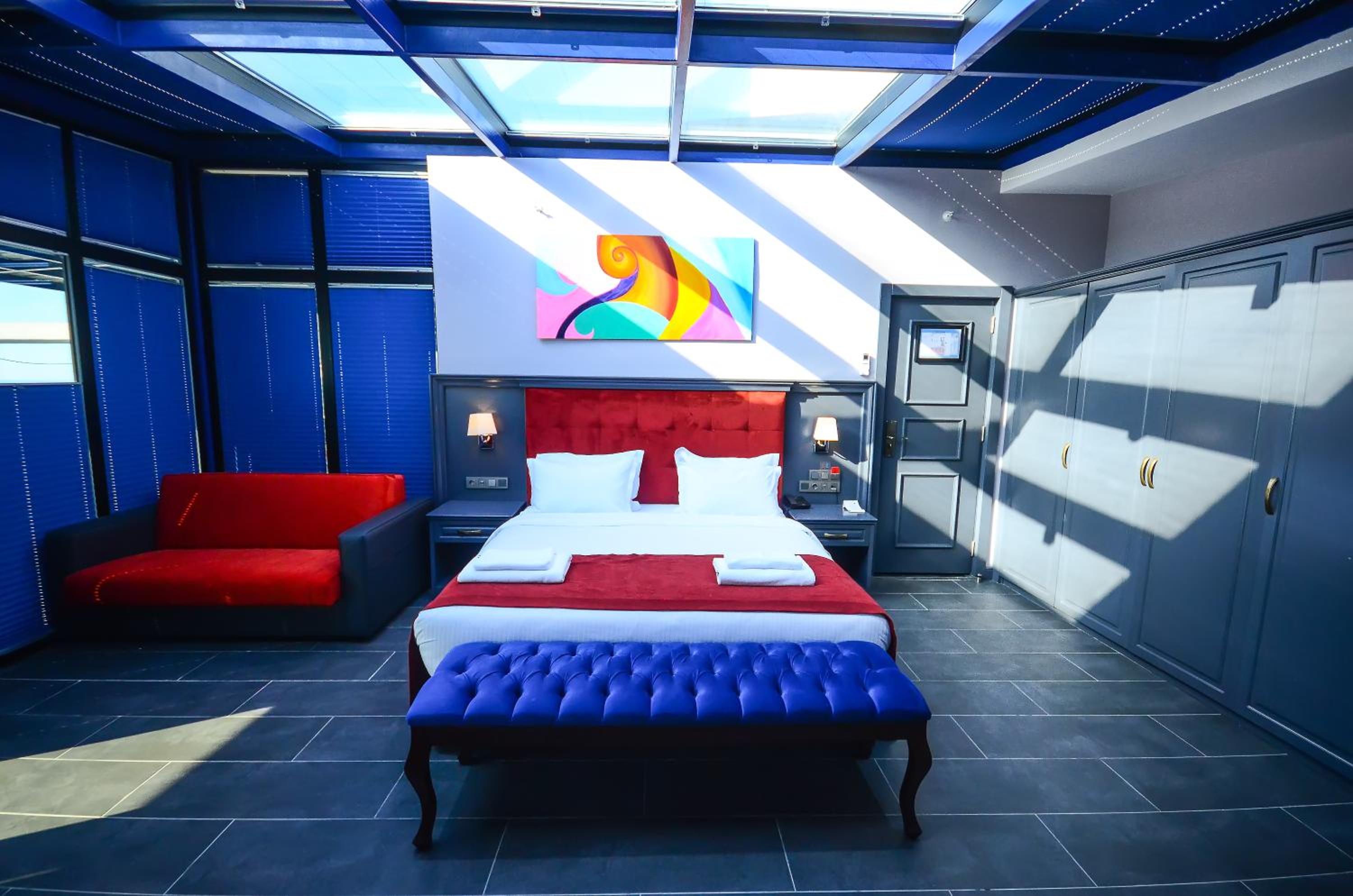 Executive Suite photo 1