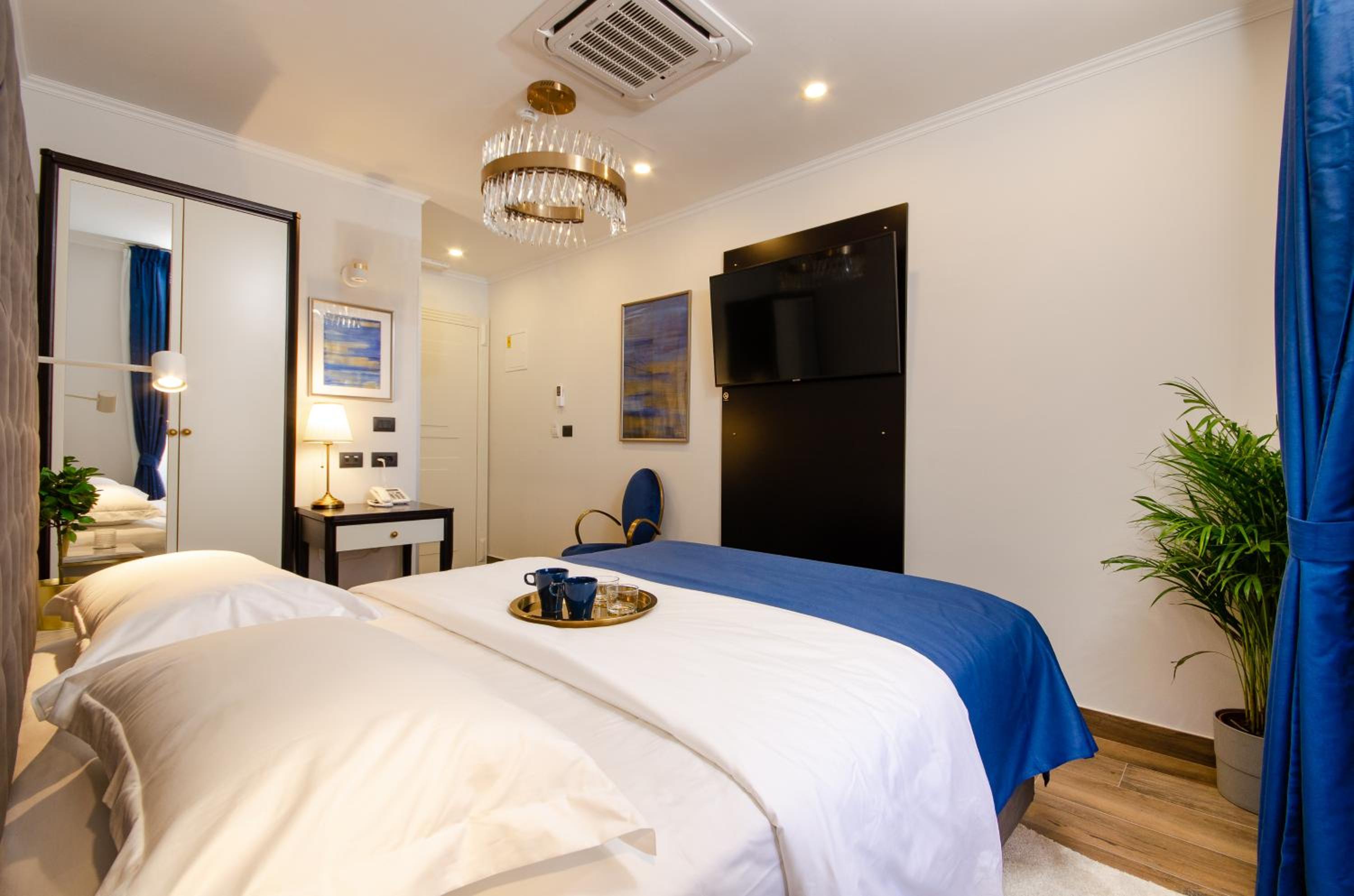 Superior Double Room - Photo 3