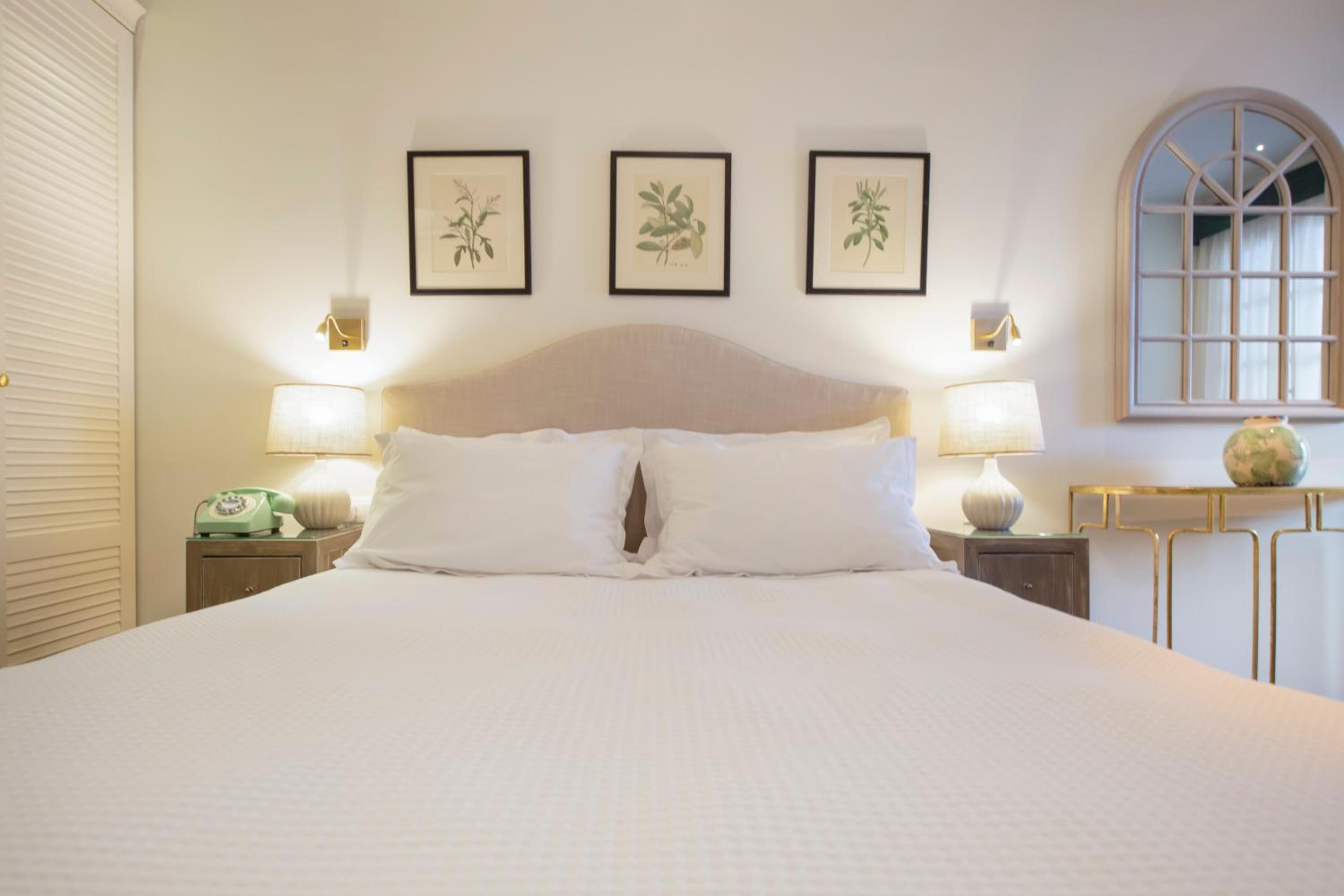 Standard Twin Room - Photo 19
