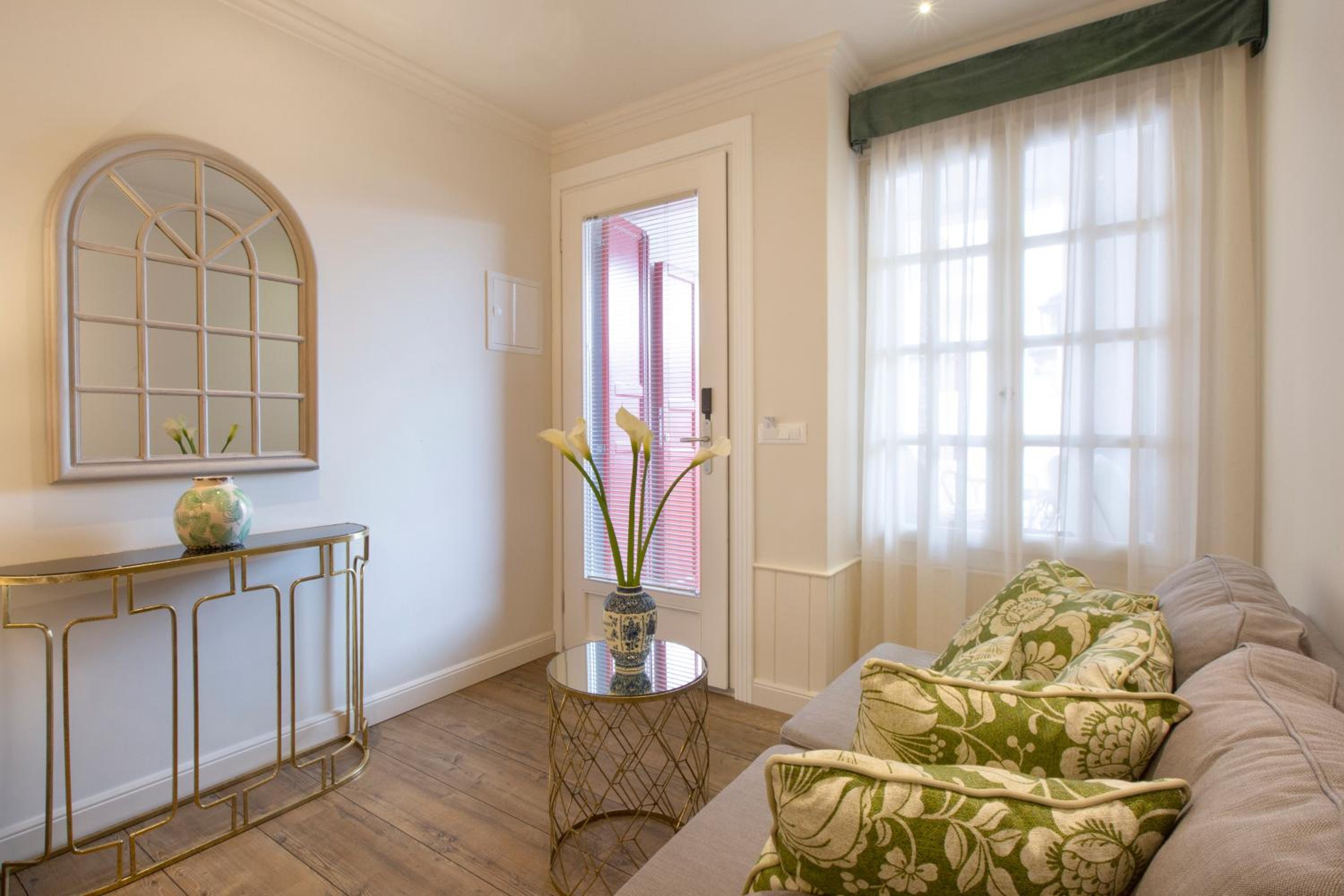Standard Twin Room - Photo 26