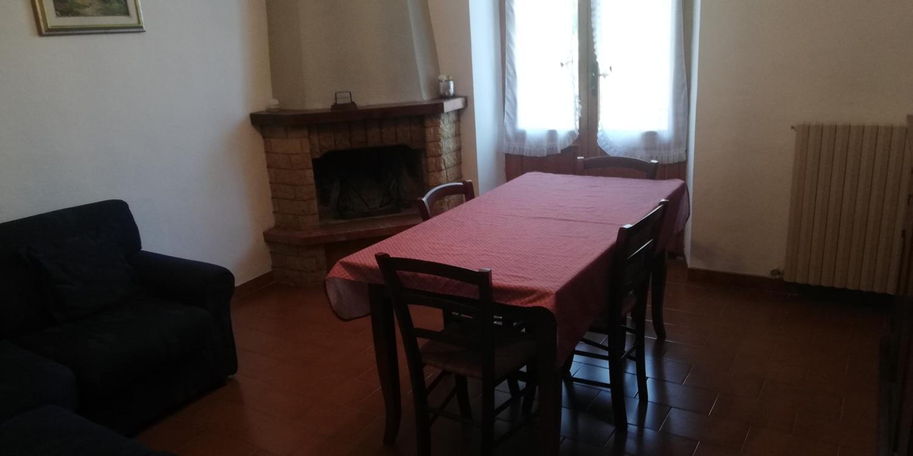 Apartment with Terrace - Photo 33