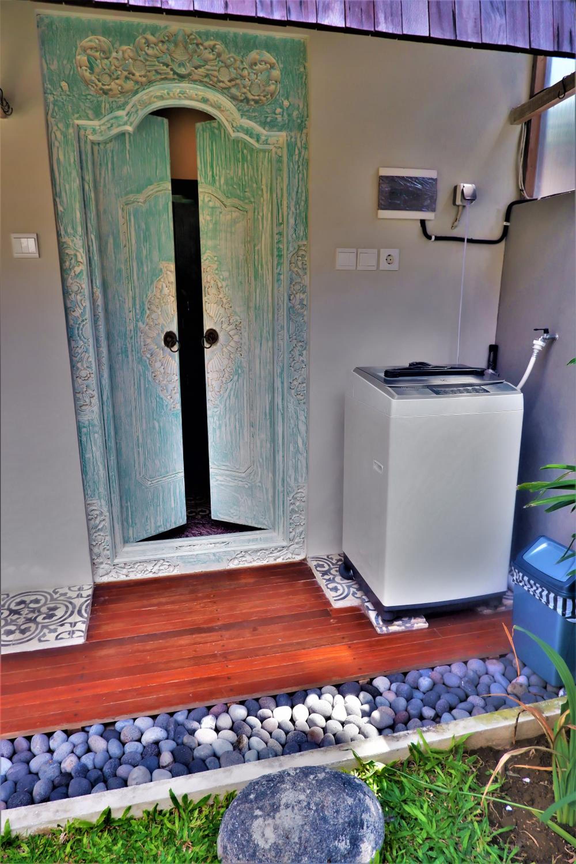 Villa with Private Pool - Photo 46