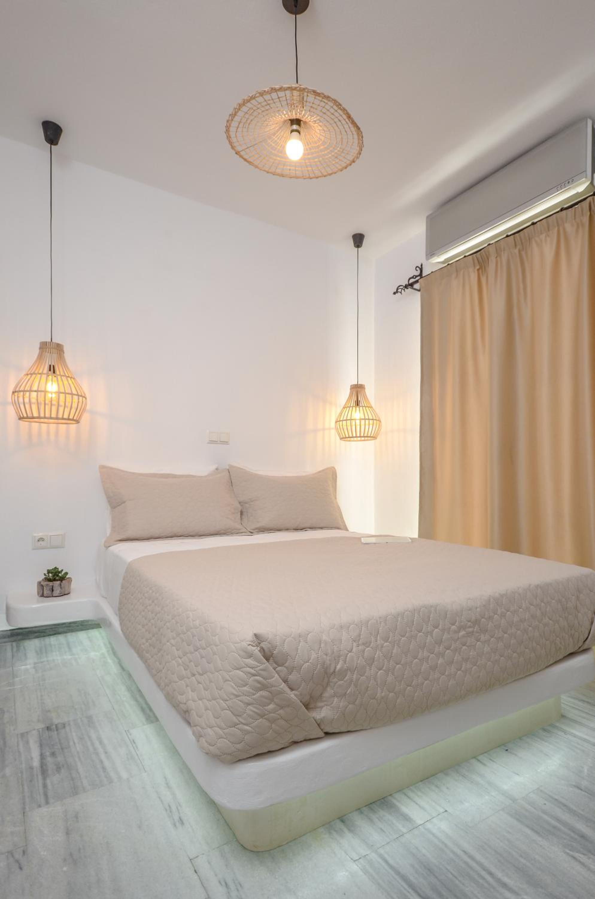 Double Room with Balcony and Sea View photo 2