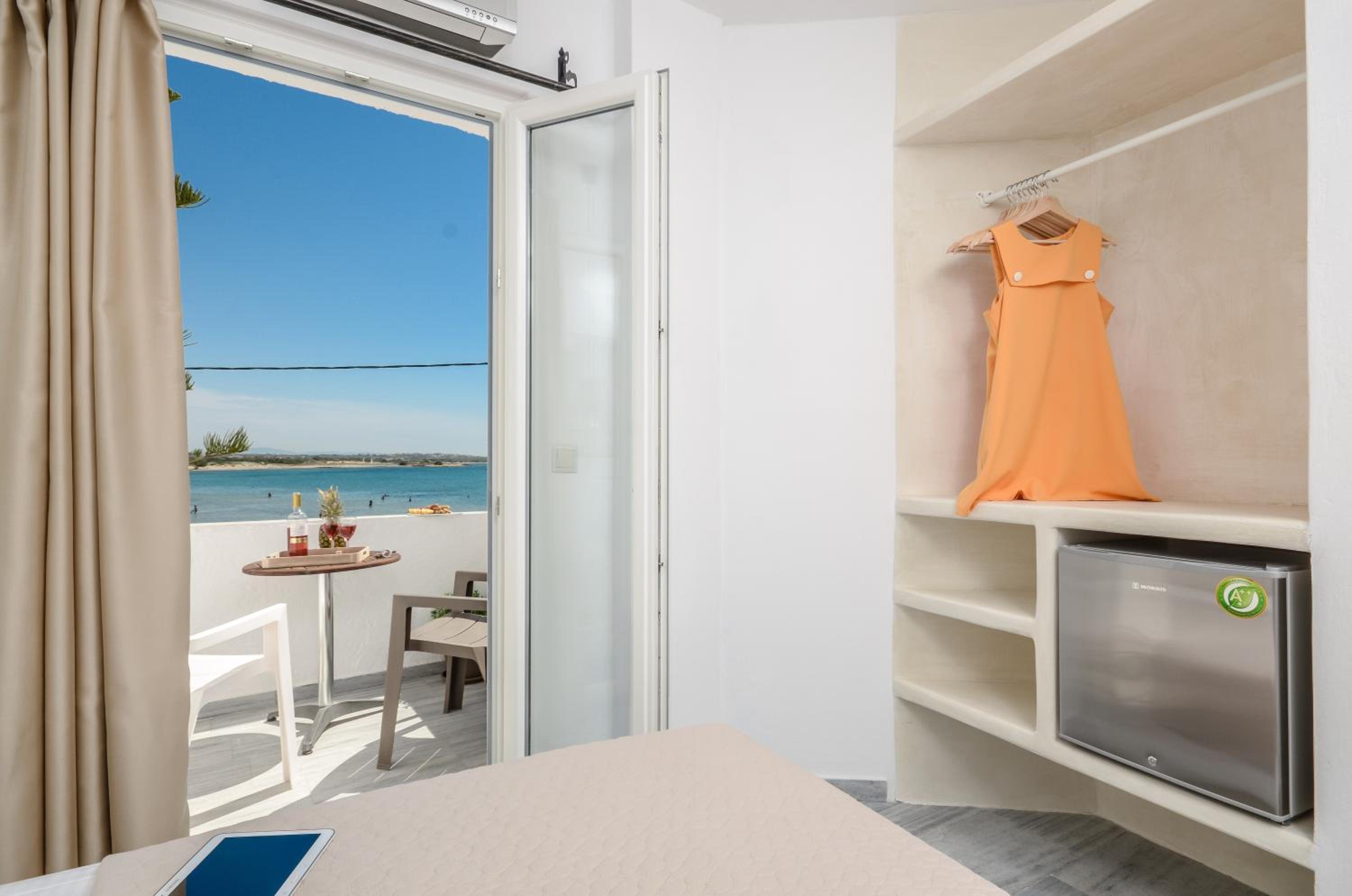 Double Room with Balcony and Sea View photo 2