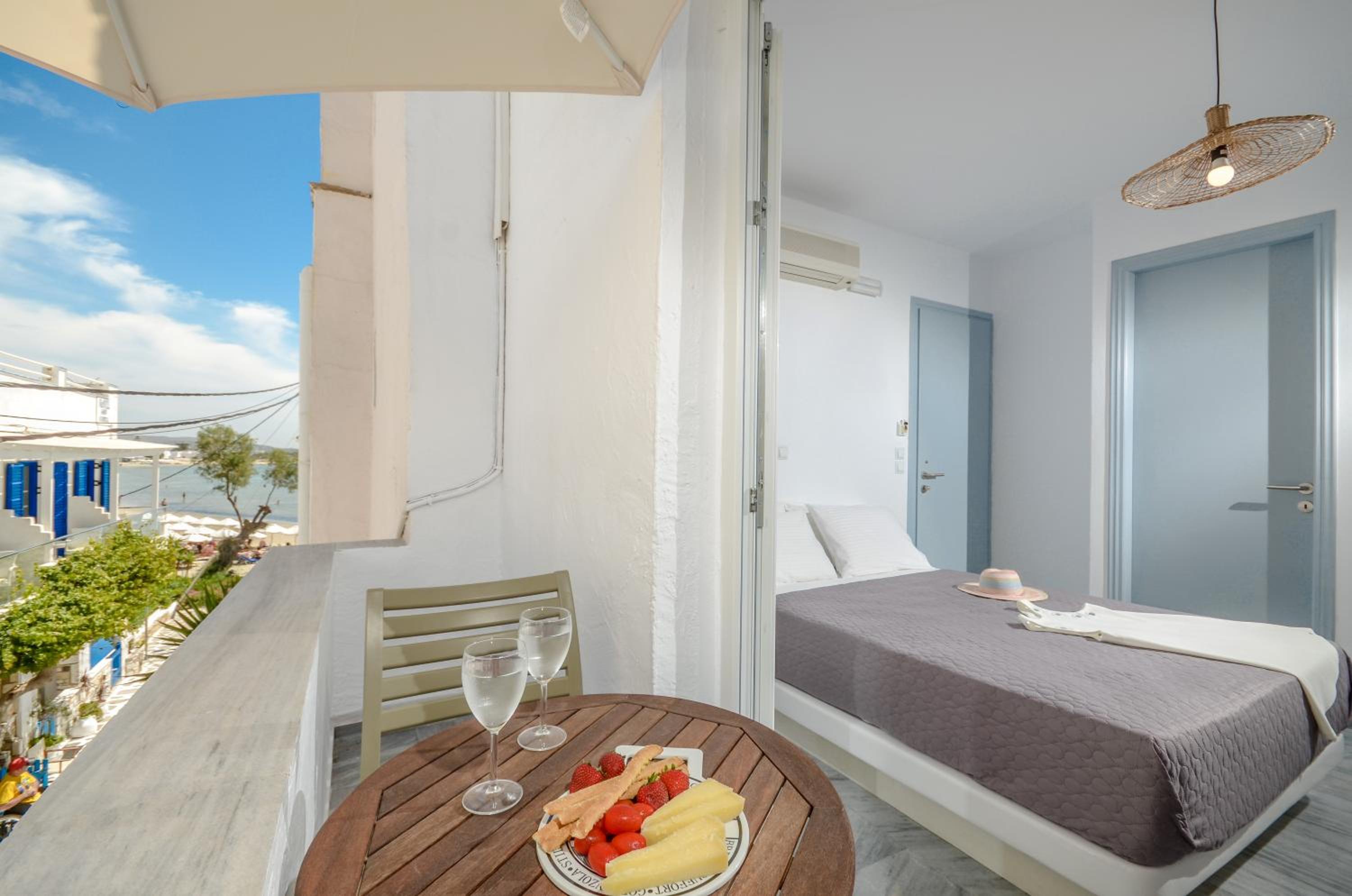 Double Room with Street View photo 2
