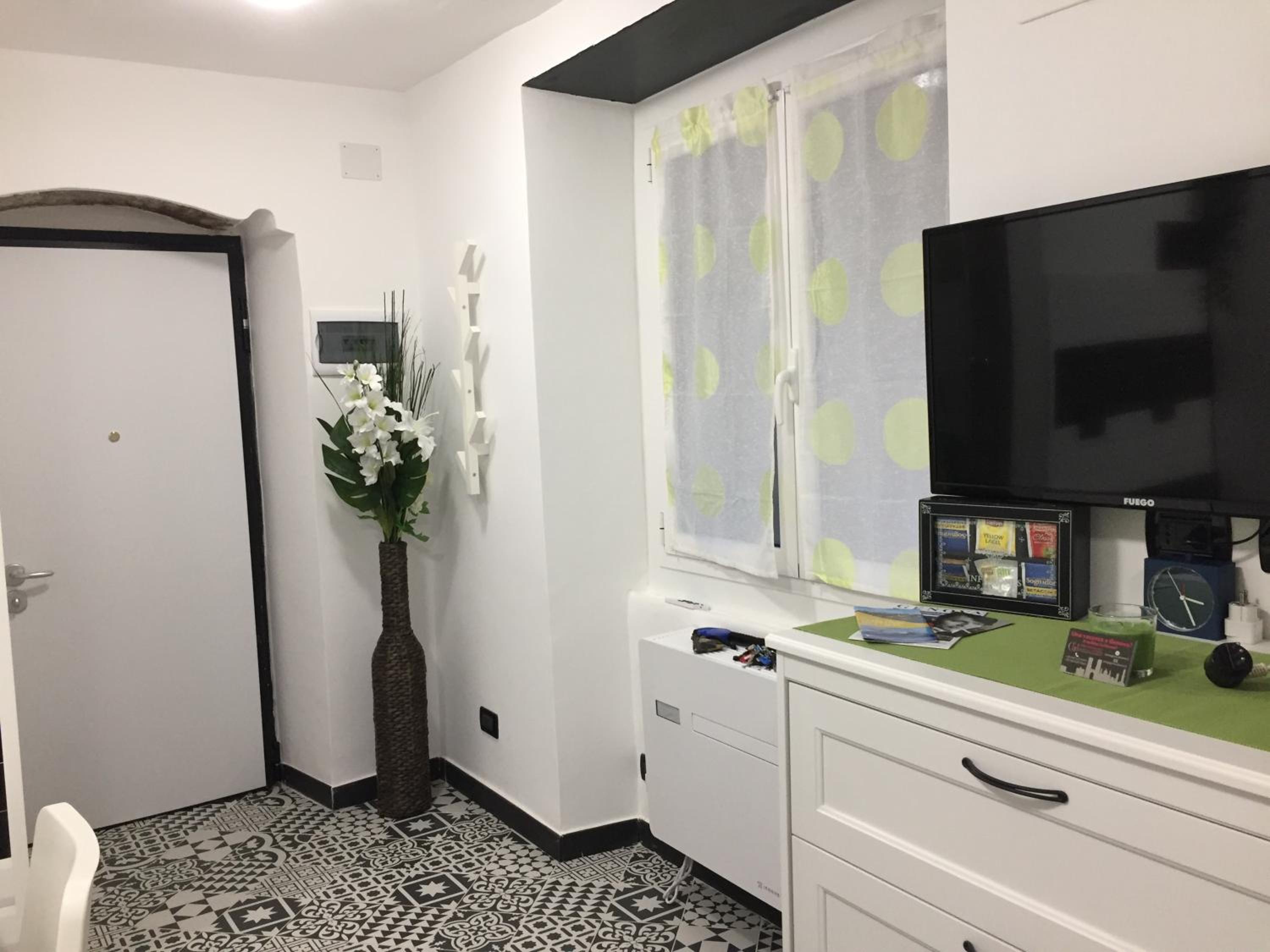 One-Bedroom Apartment - Photo 44