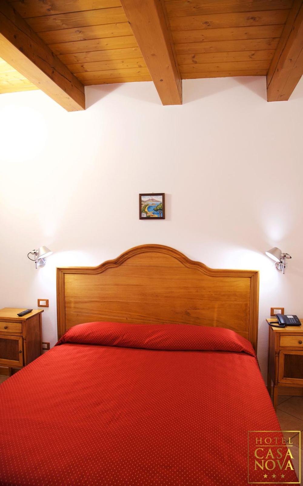 Double Room with Private Bathroom - Photo 12