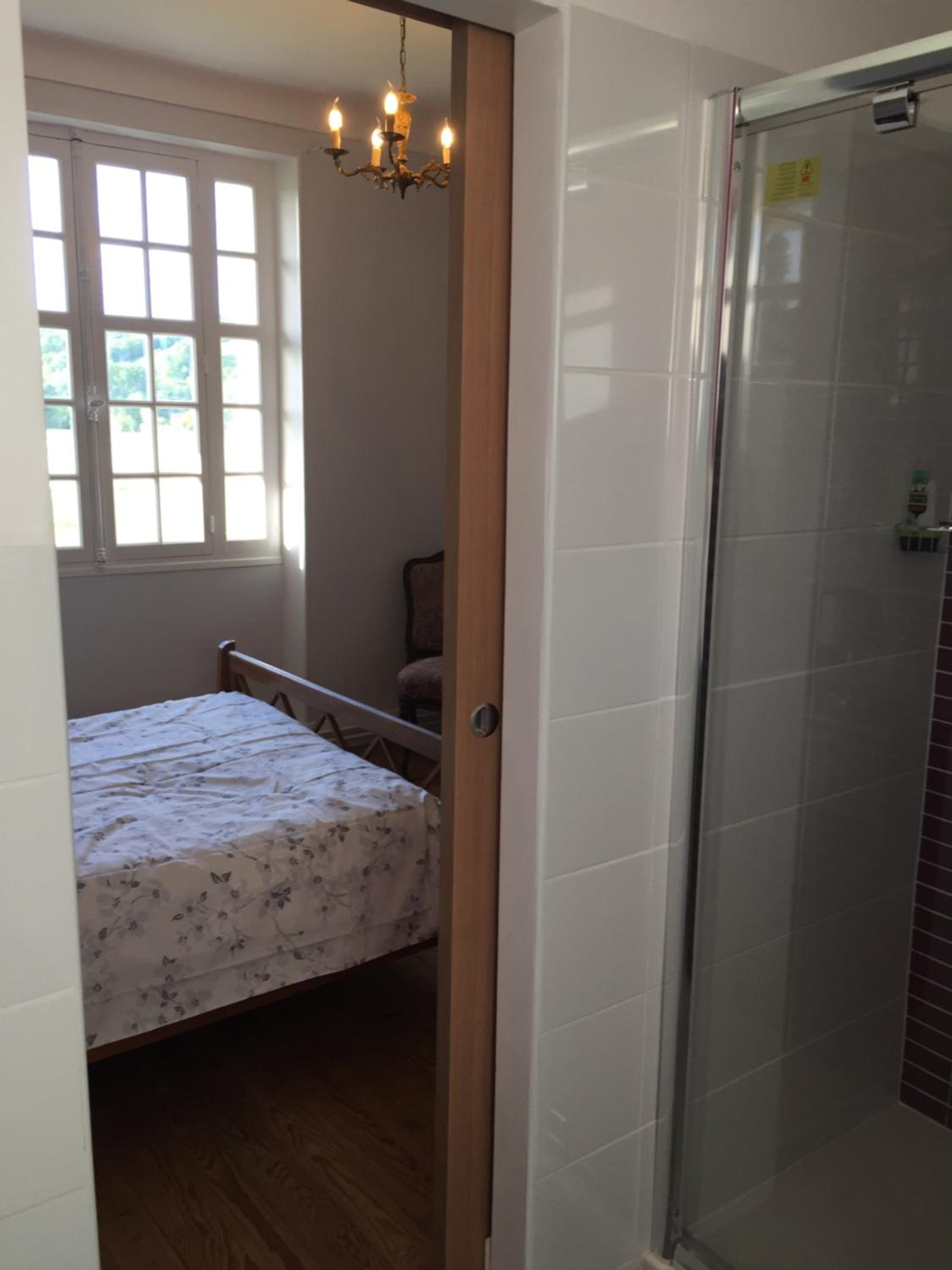 Double Room with Private Bathroom photo 2