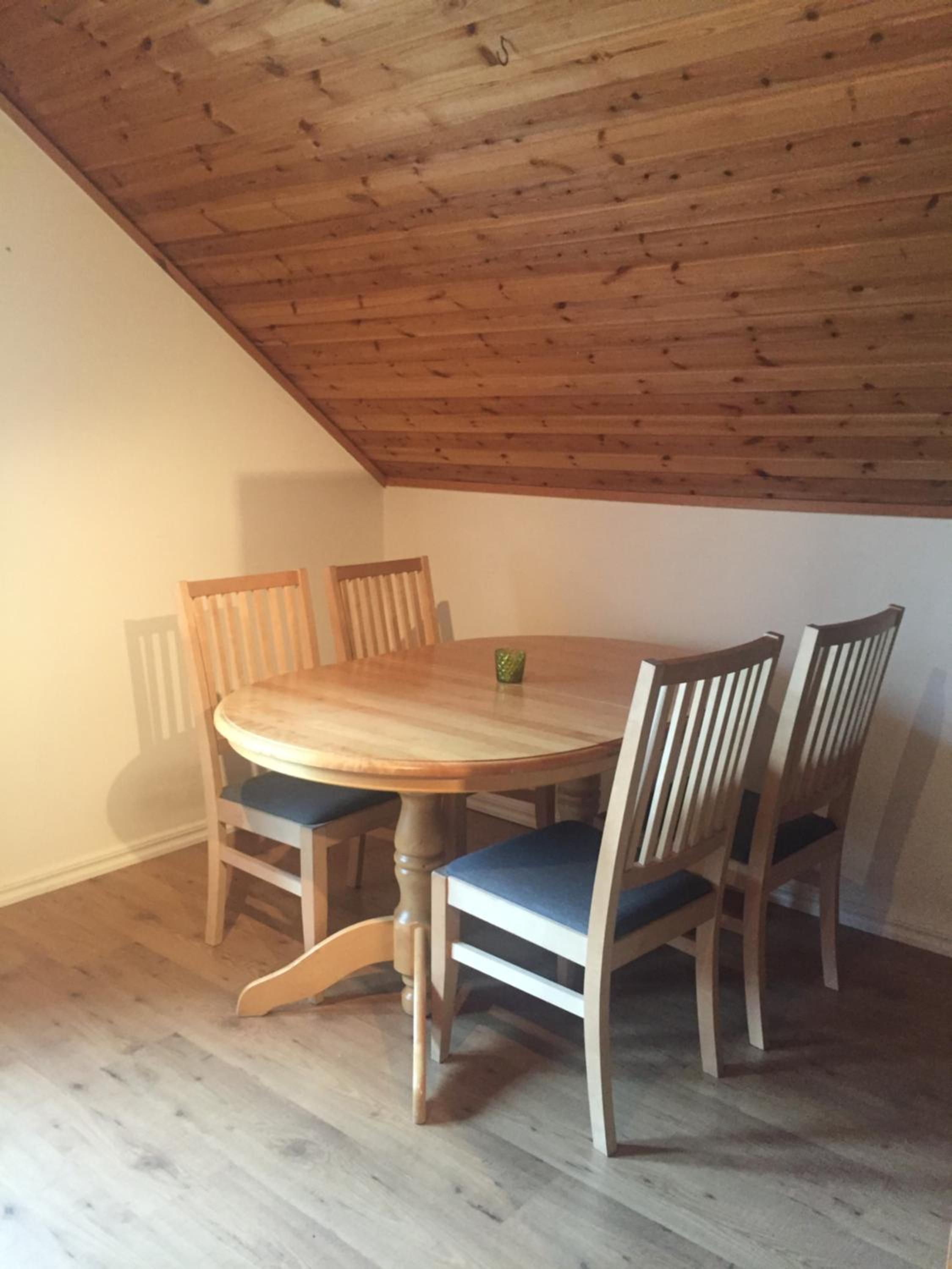 One-Bedroom Apartment - Photo 2