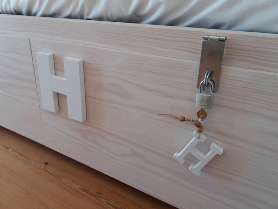 Bed in 8-Bed Dormitory Room photo 2