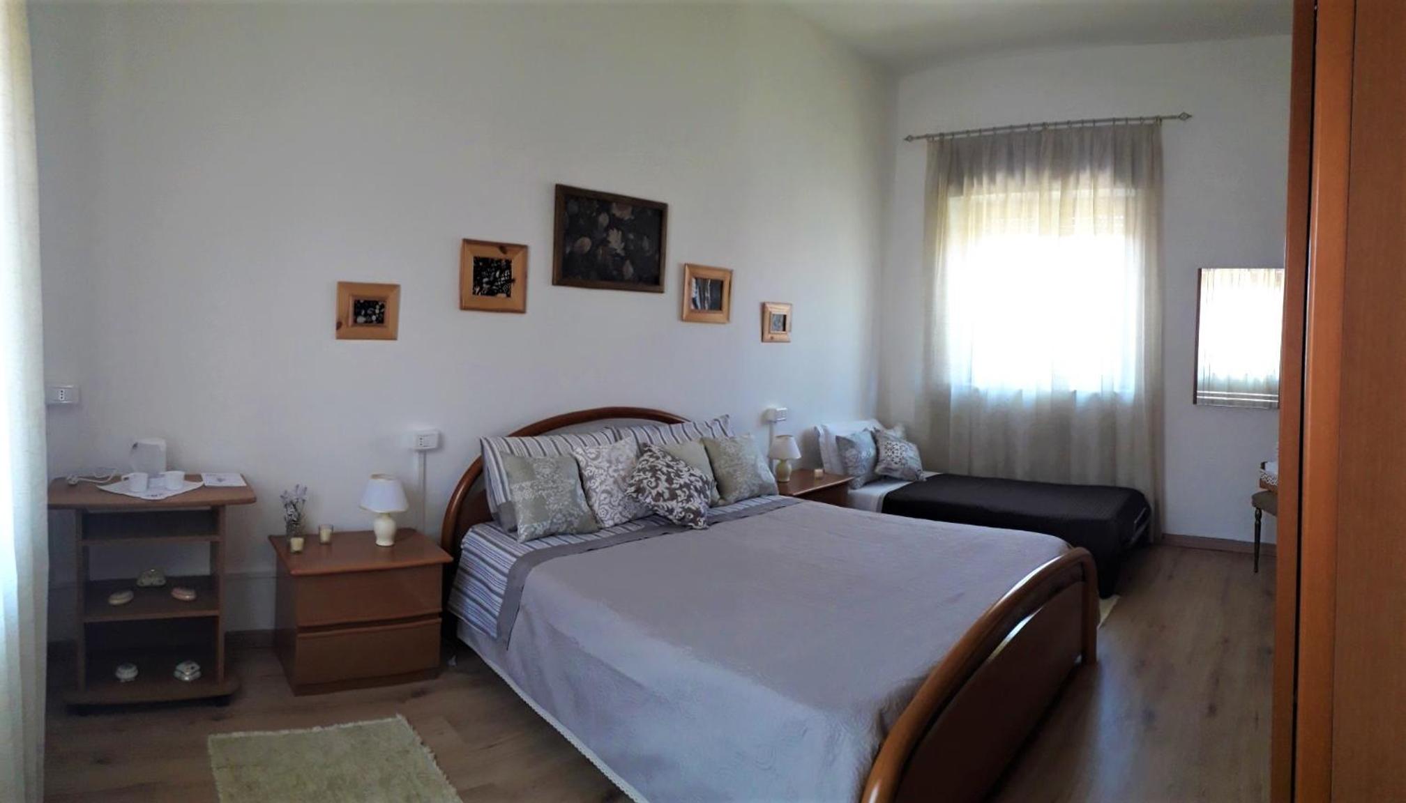 Deluxe Twin Room - Photo 8