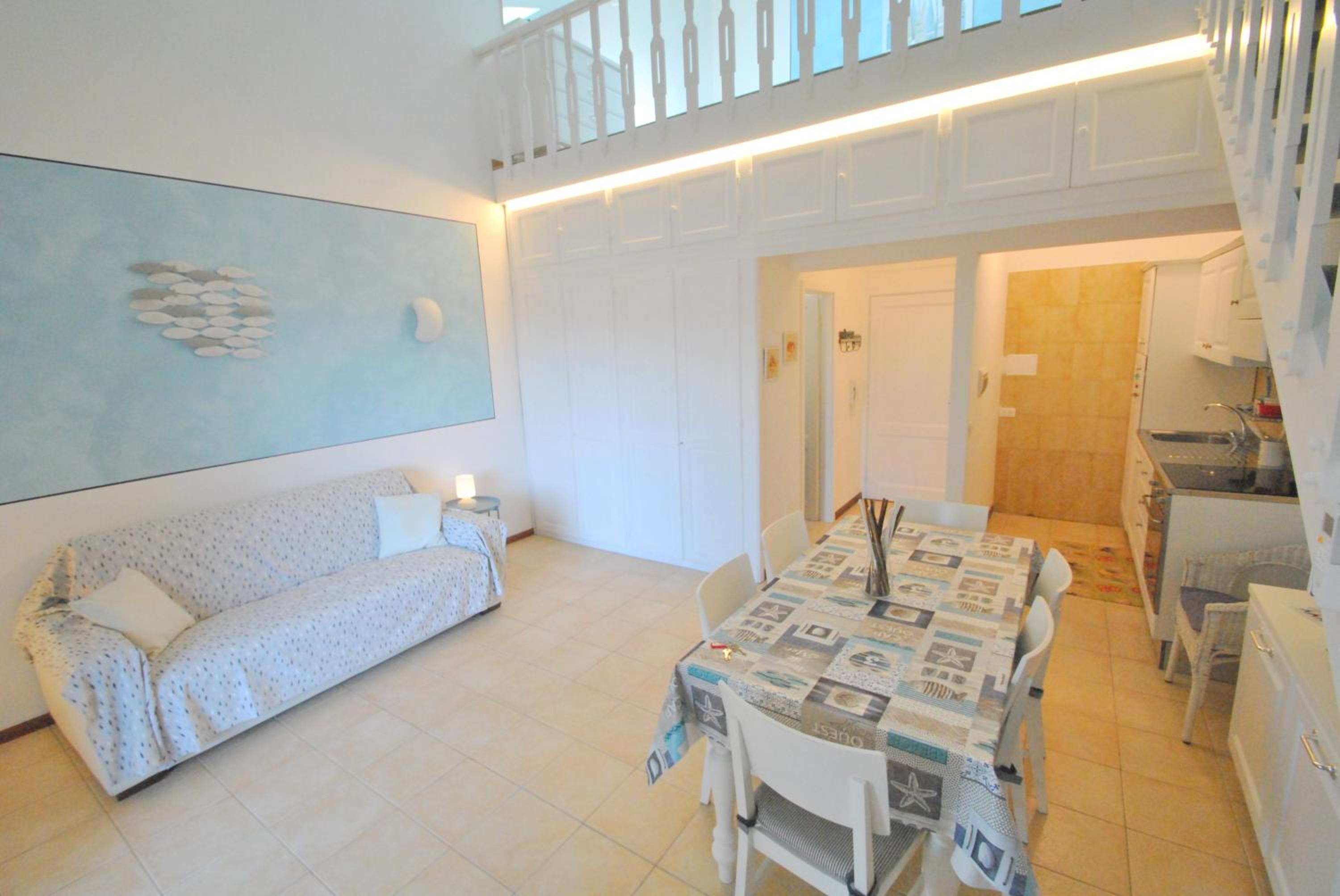 Studio With Balcony - Split Level photo 1