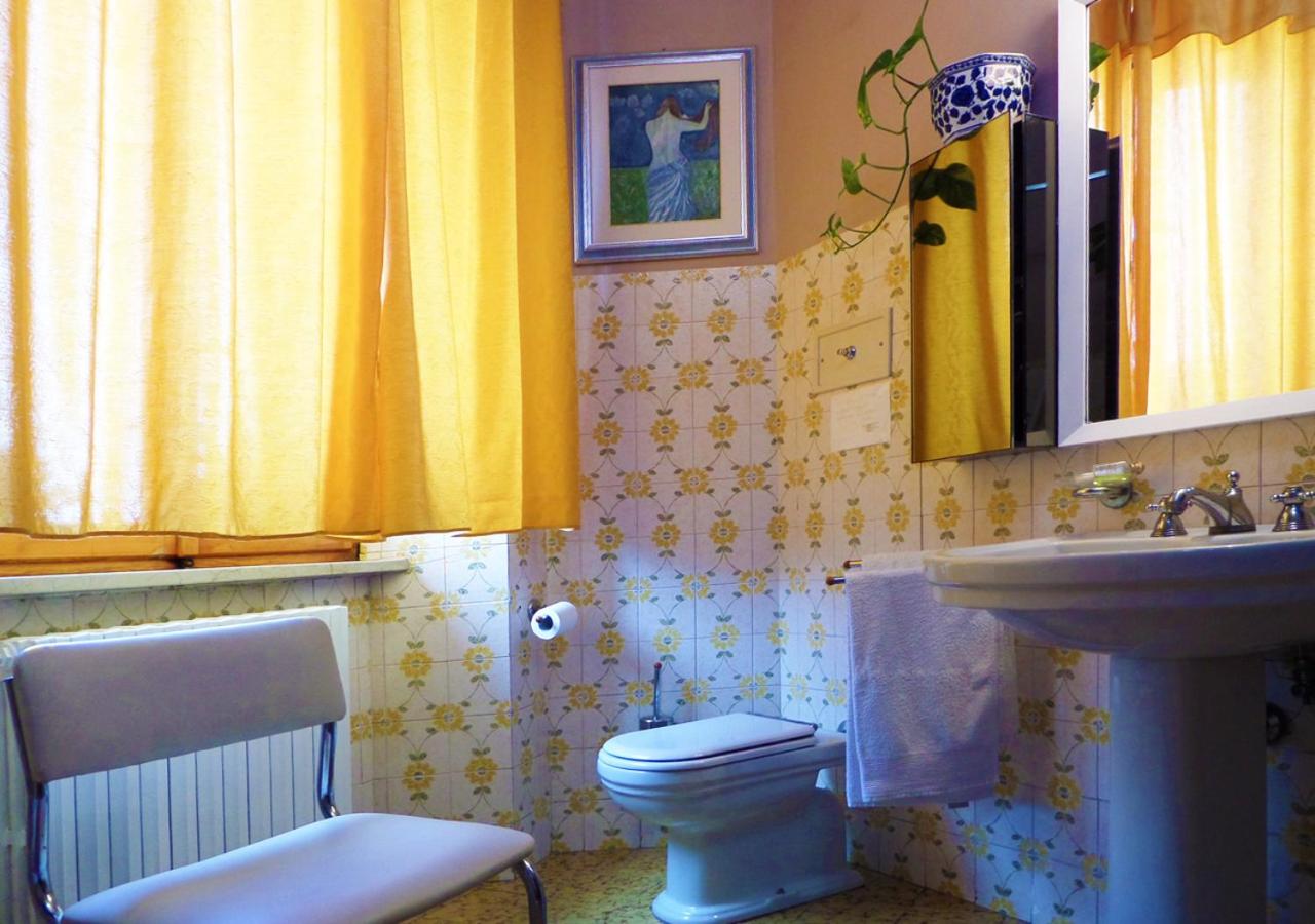Double Room with Private Bathroom - Photo 39