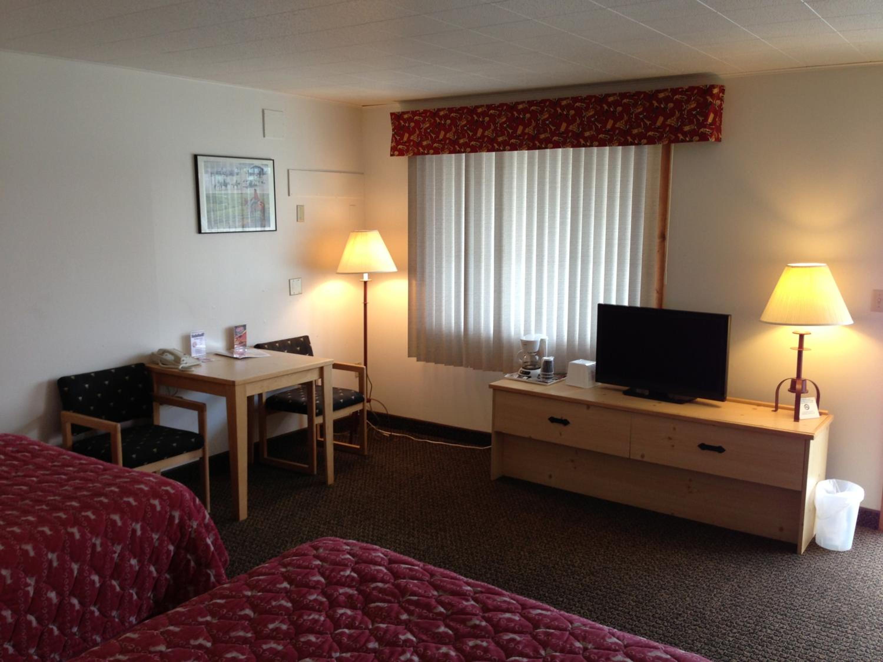 Double Room with Two Double Beds - Photo 3