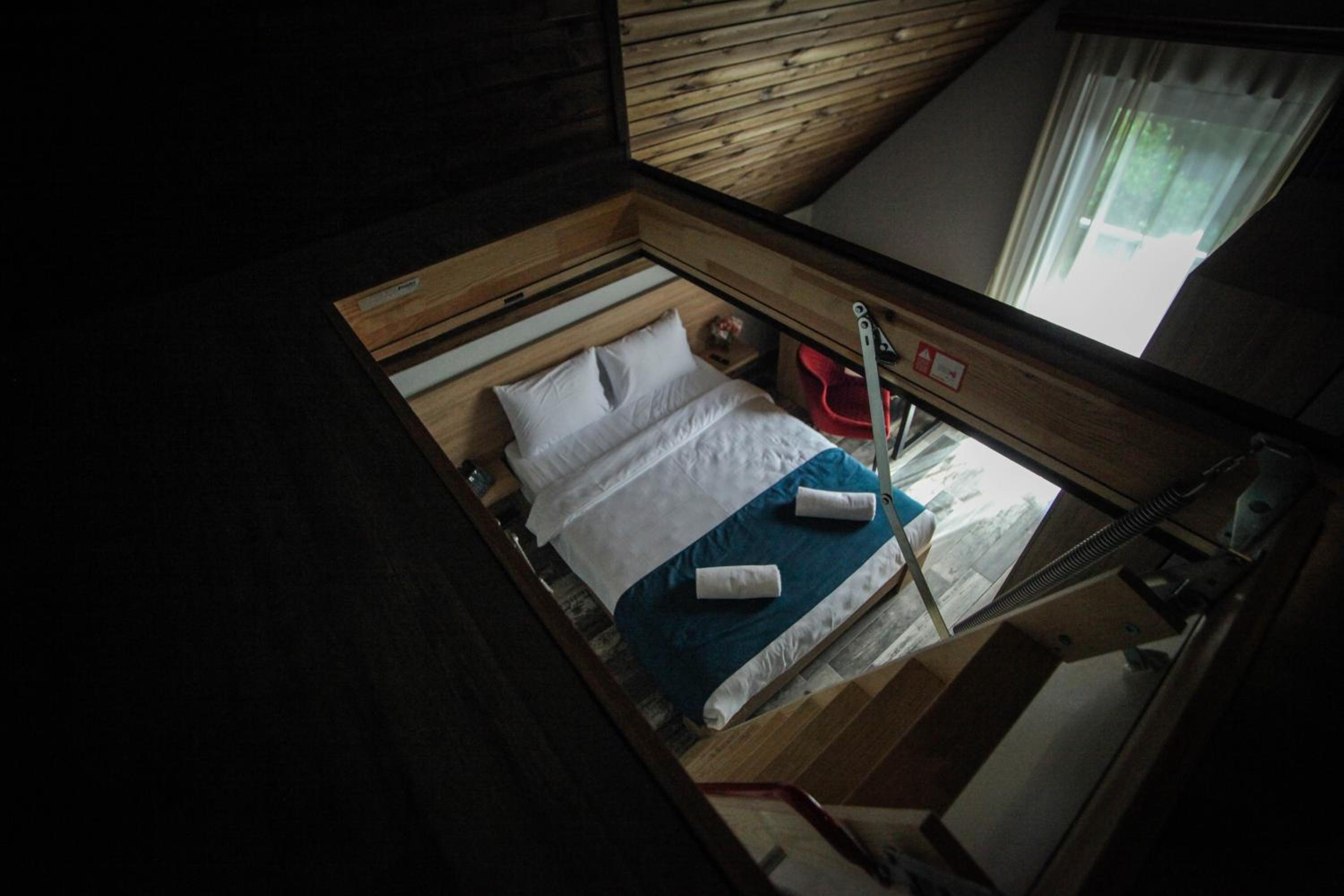 Quadruple Room with Balcony - Photo 30