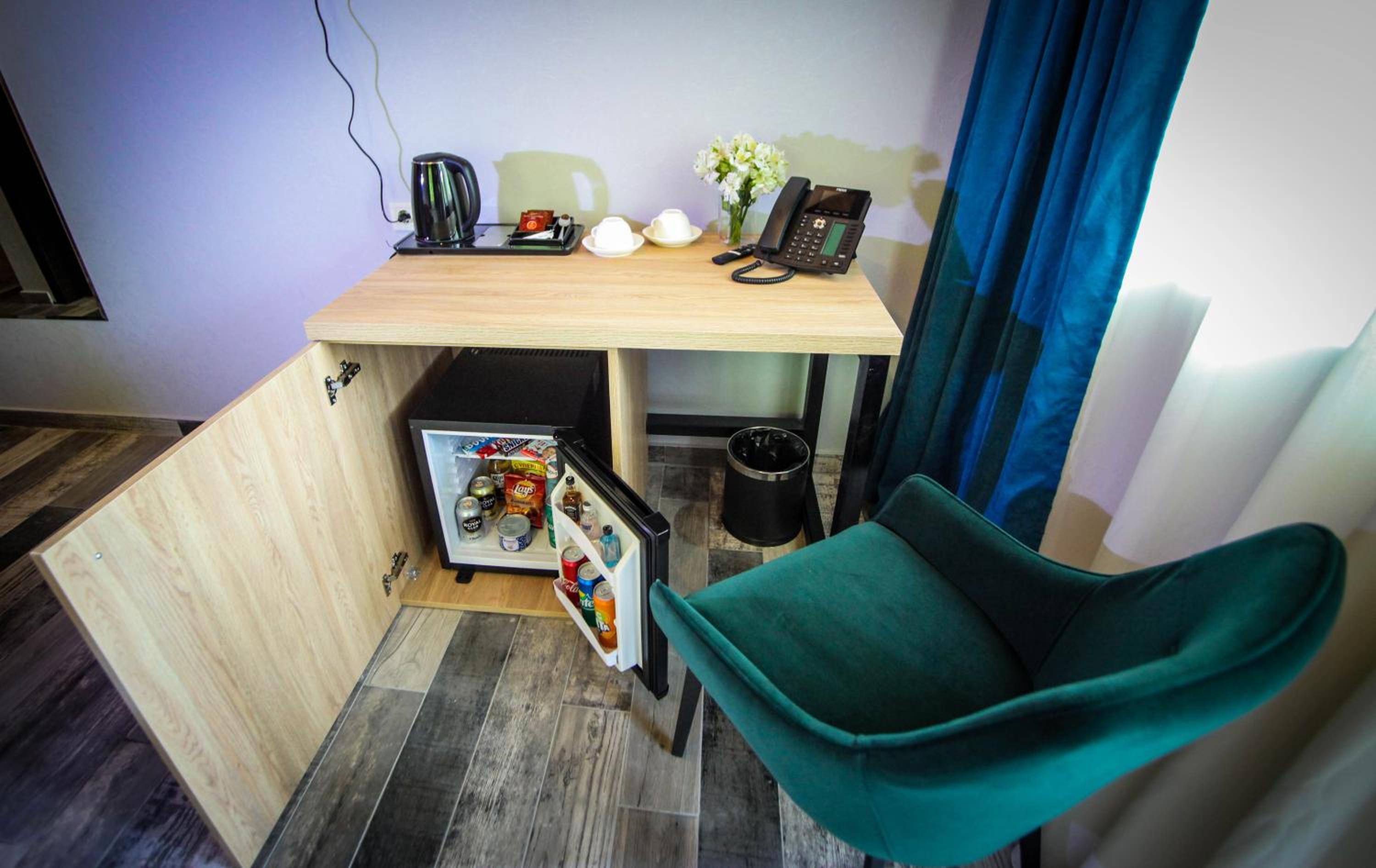 Double Room with Balcony - Photo 14
