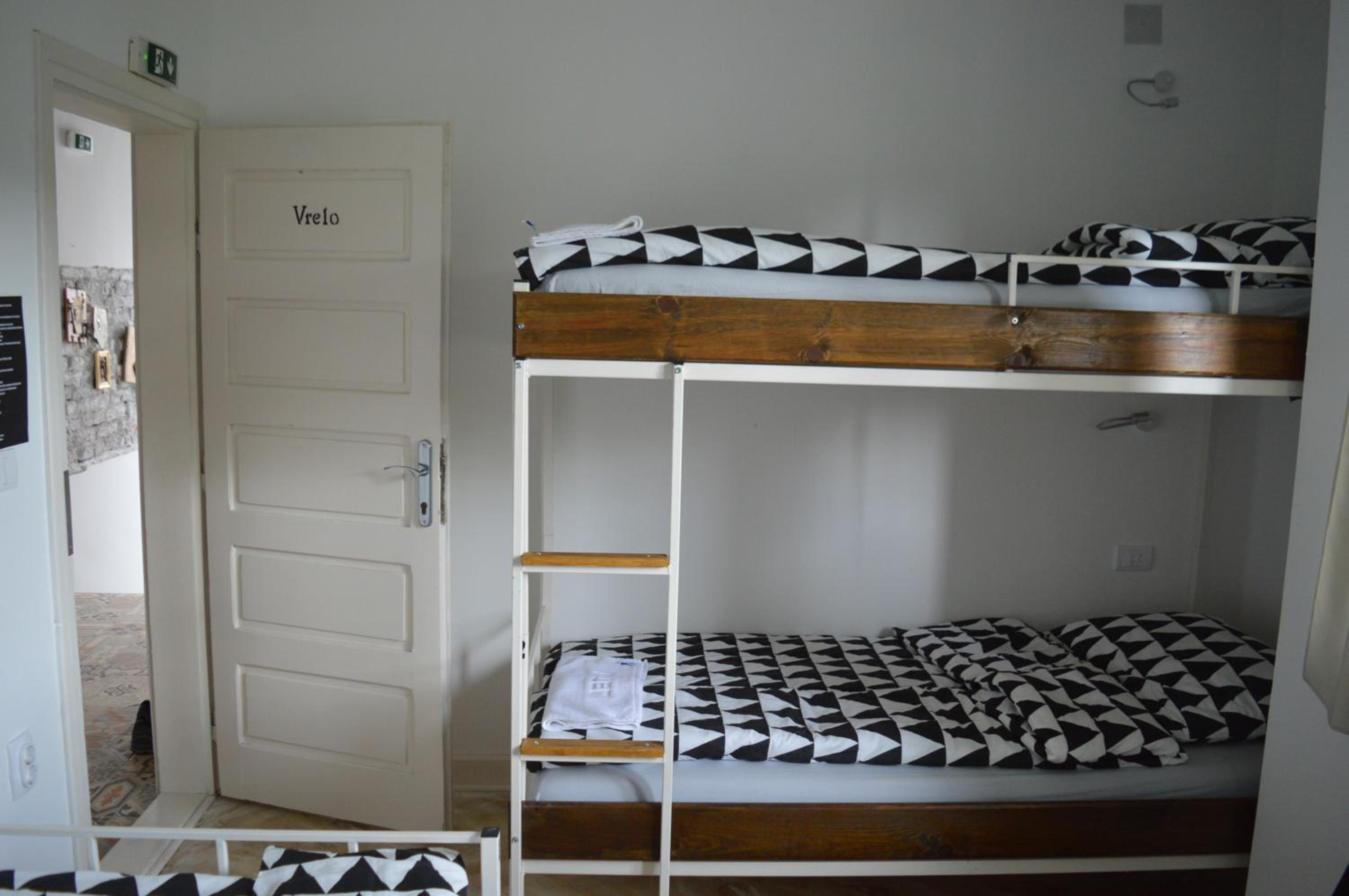 Bunk Bed in Mixed Dormitory Room photo 2