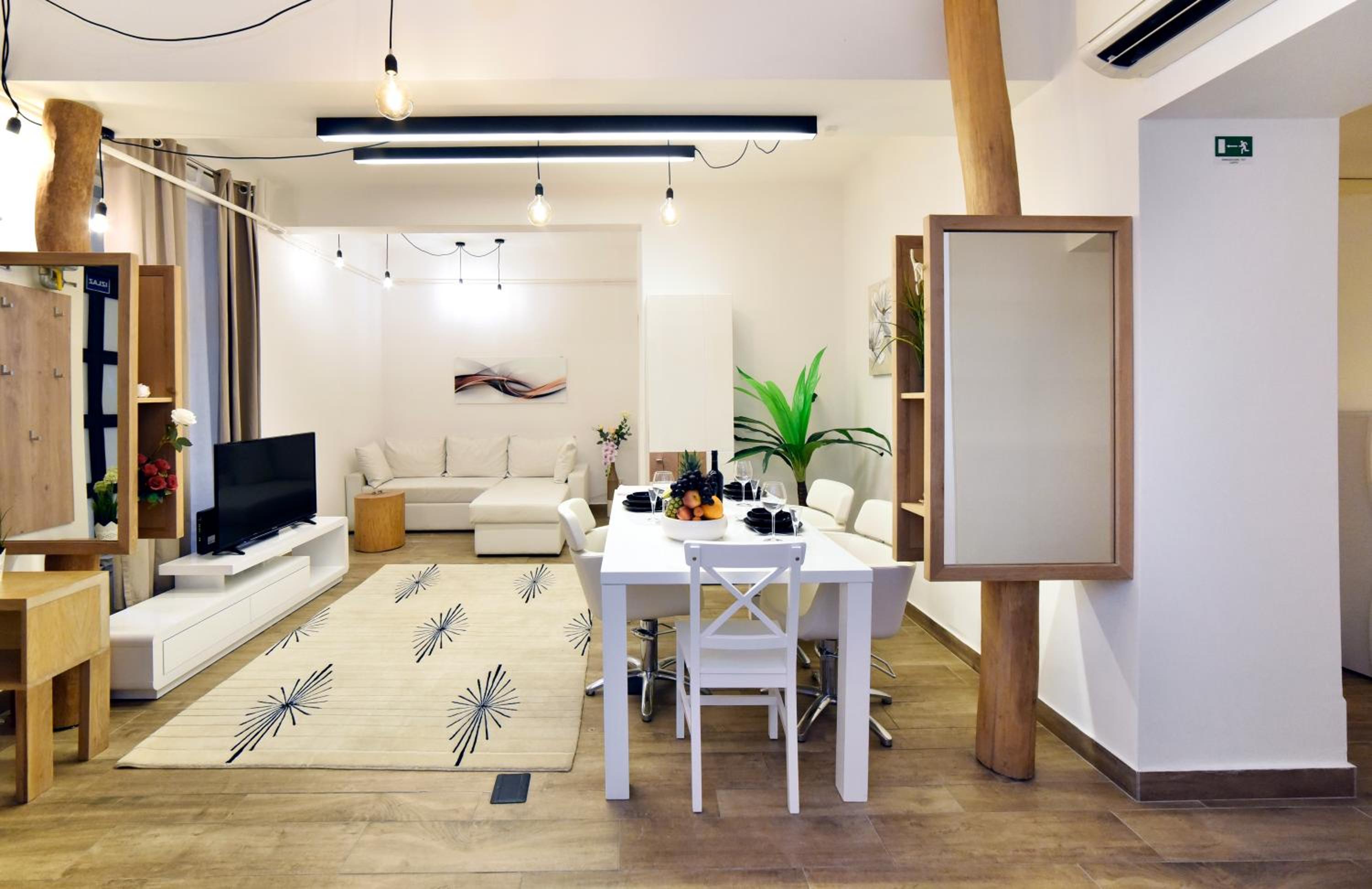 Two-Bedroom Apartment - Photo 13