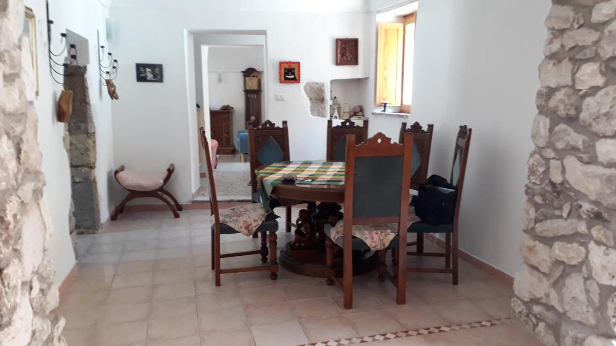 Four-Bedroom House photo 2