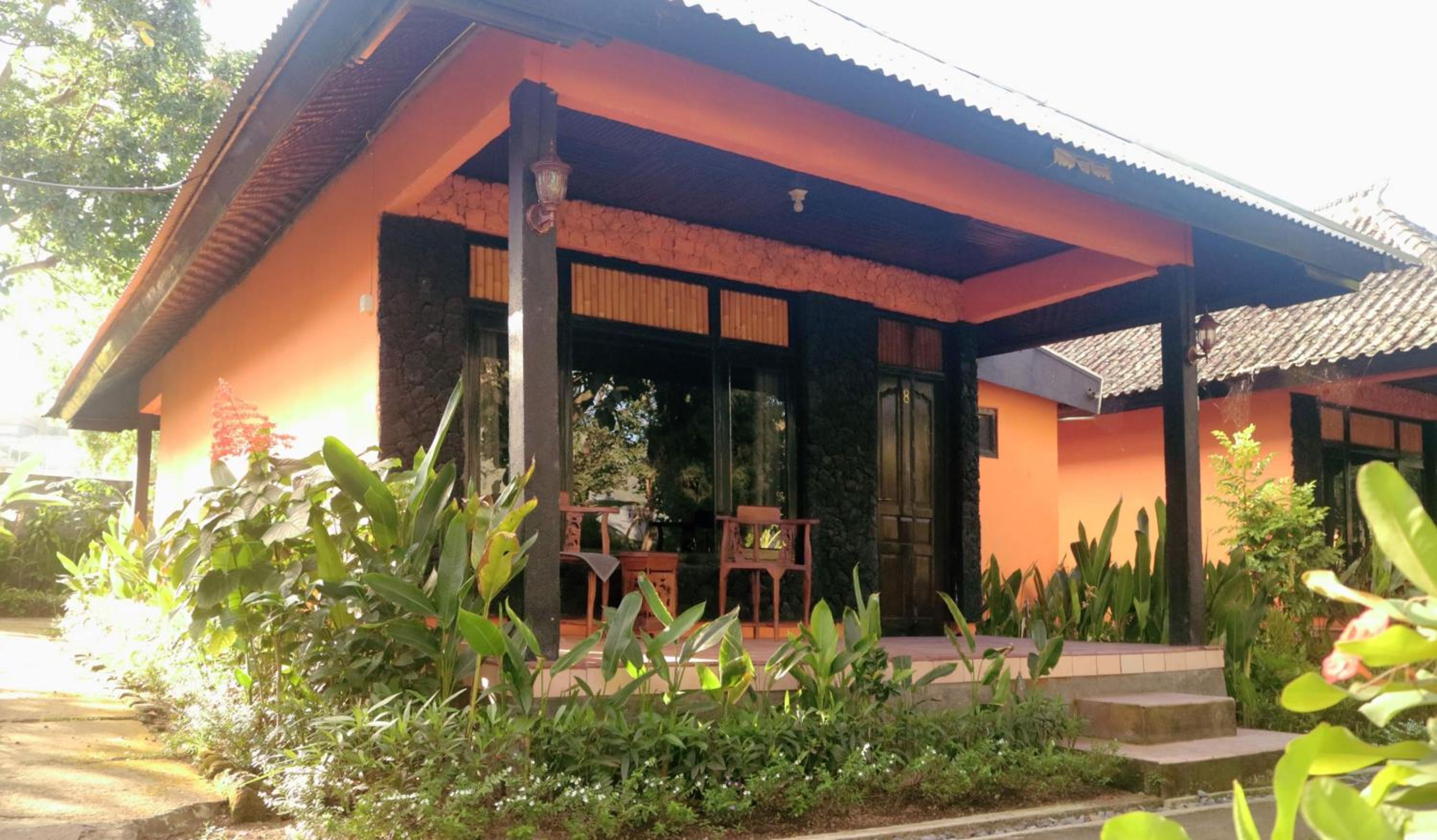 Bungalow with Garden View - Photo 50