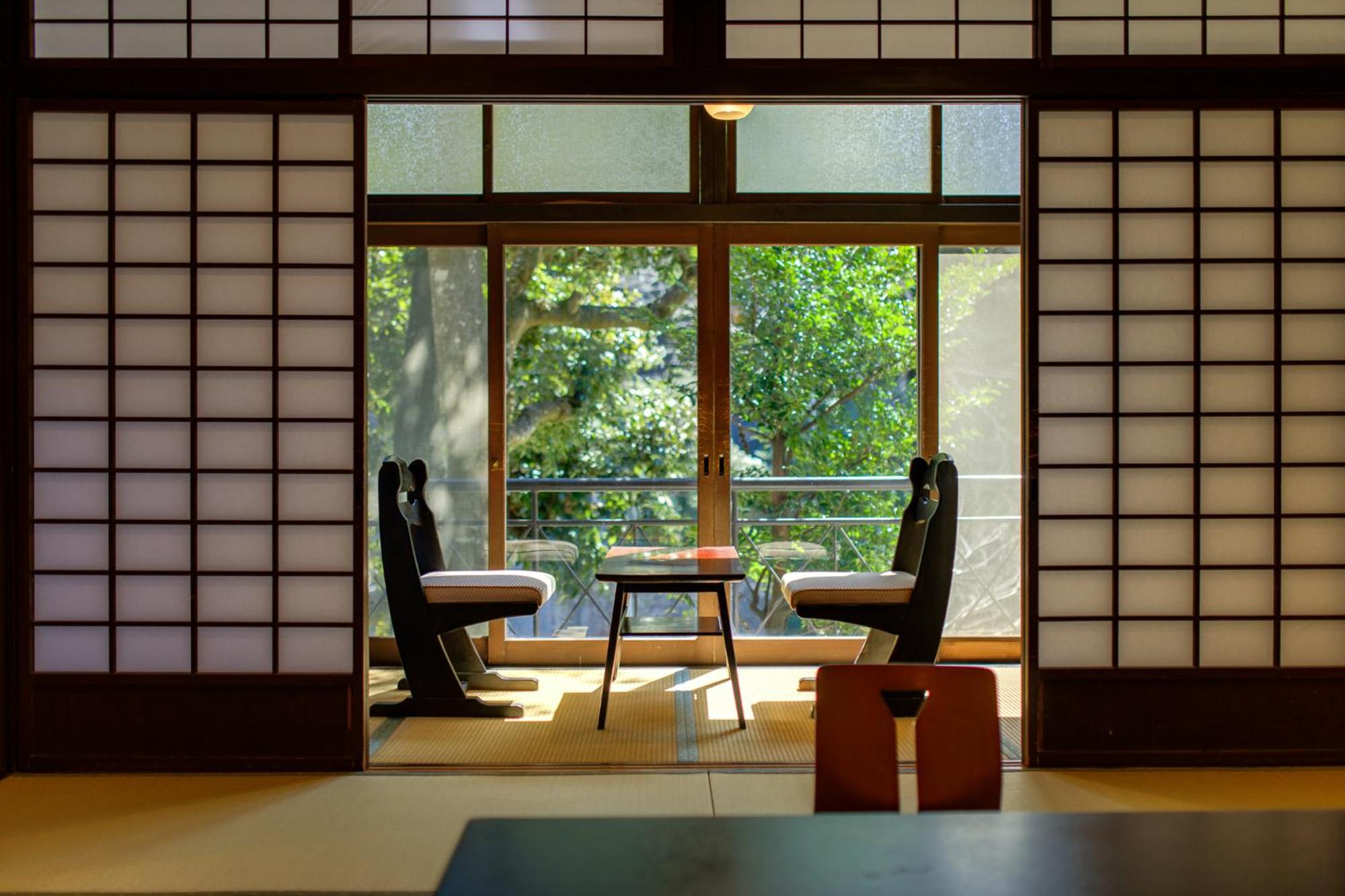 Superior Japanese-Style Room with Open-Air Bath and River View photo 2