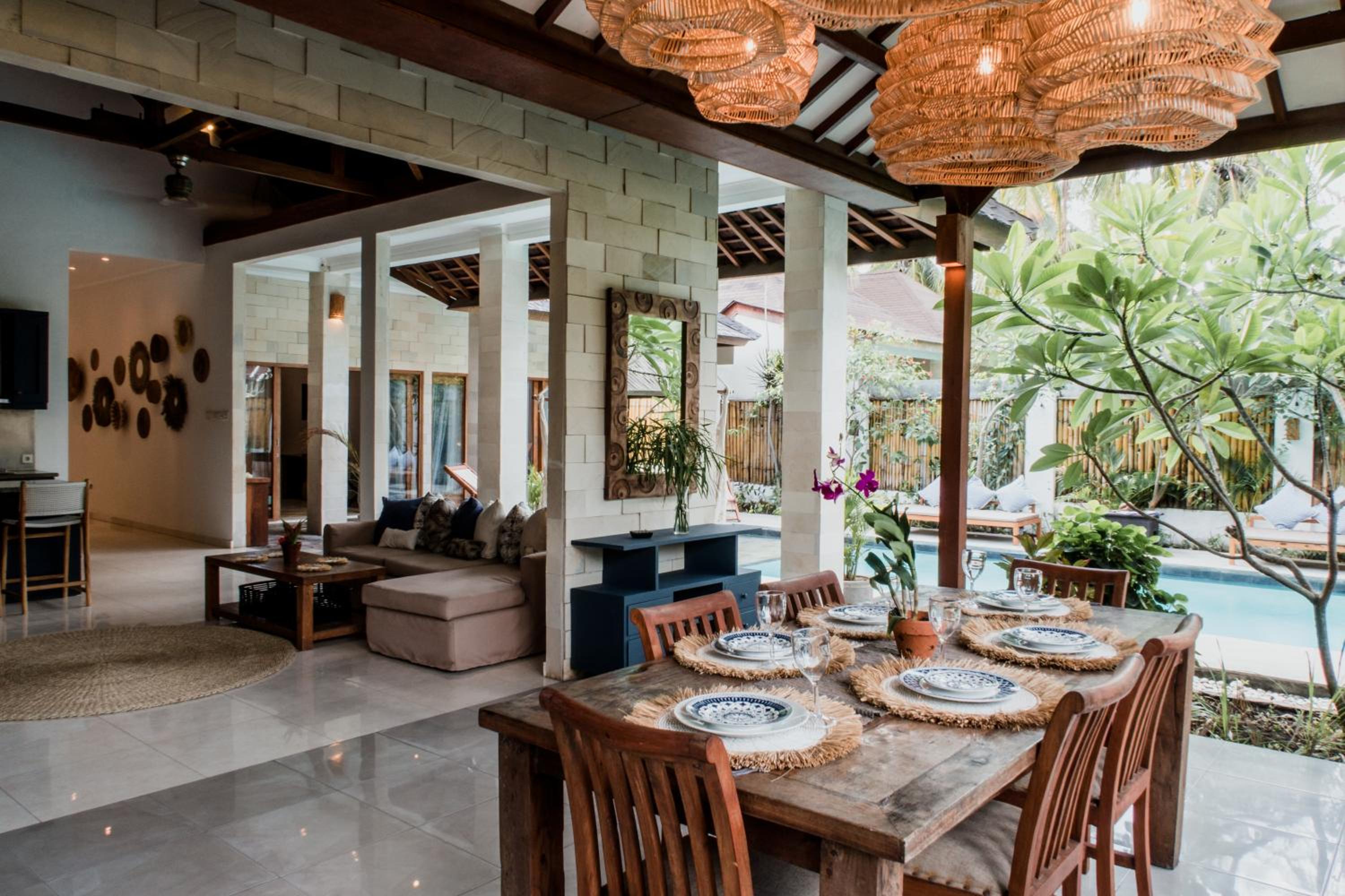 Deluxe Three-Bedroom Villa with Private Pool - Photo 14