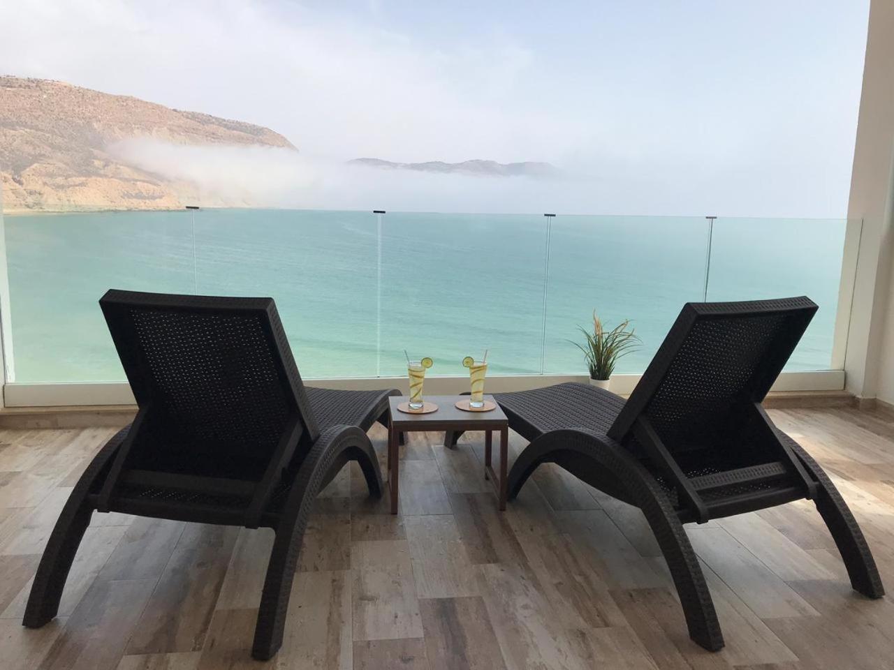 Apartment with Sea View photo 2
