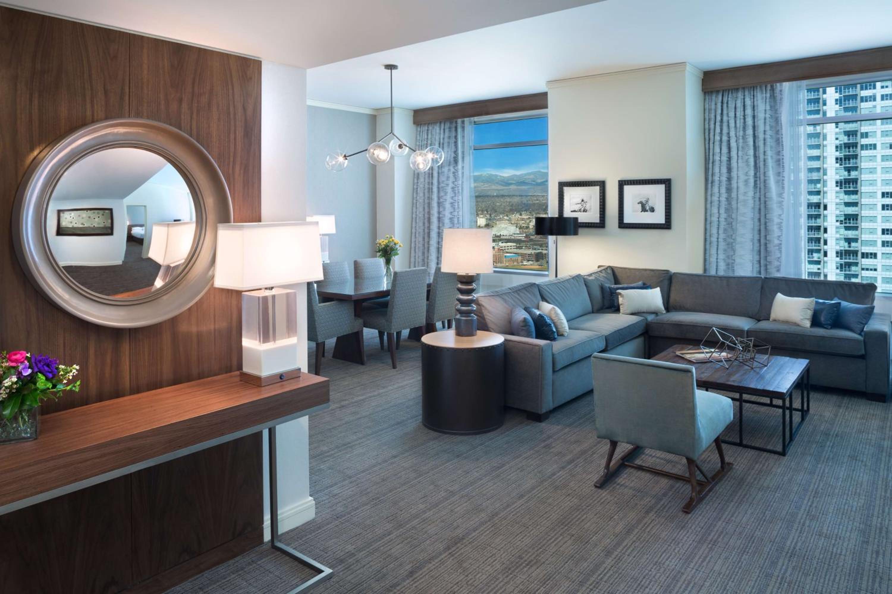 Blue Spruce Suite thumbnail 5