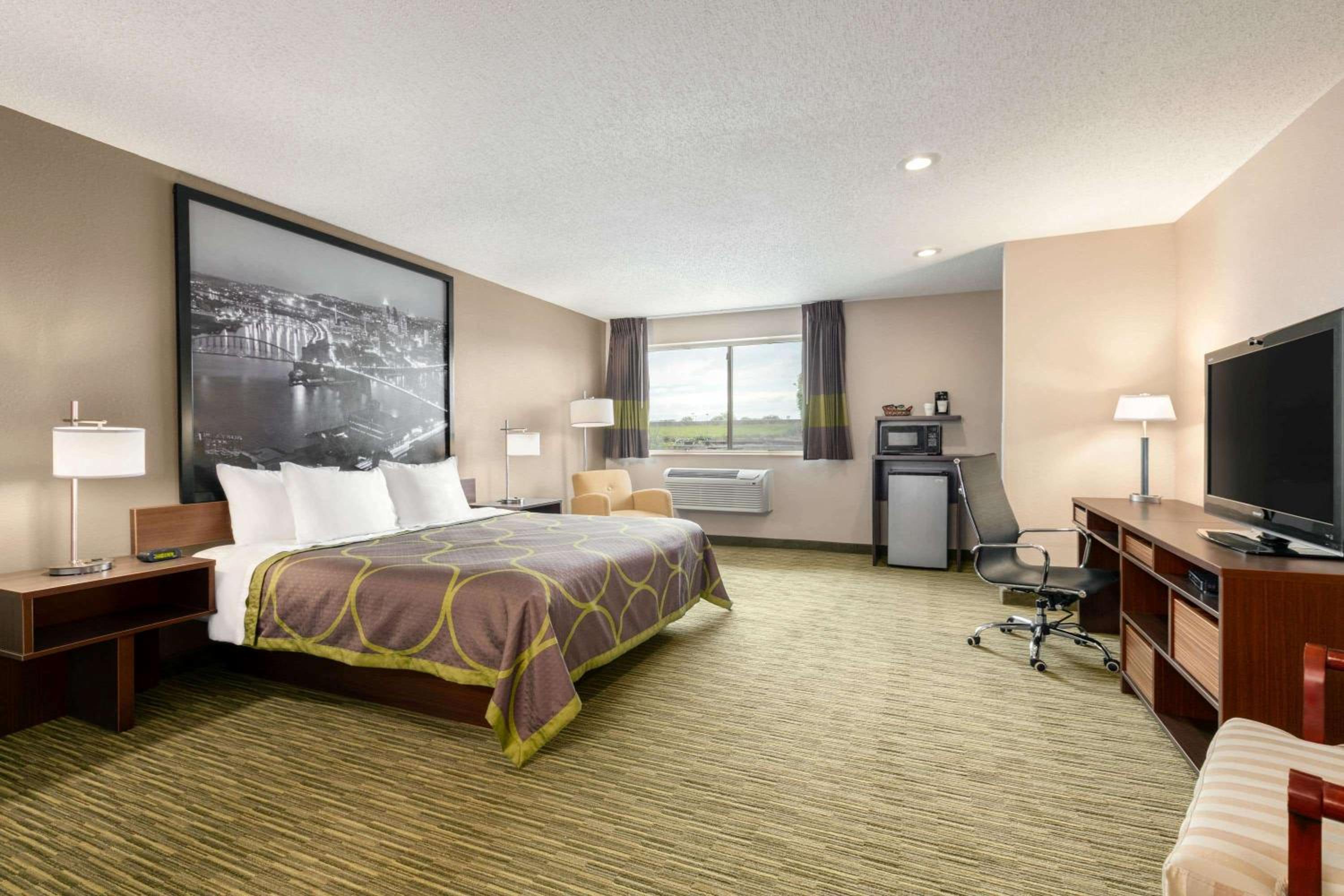 King  Studio Suite - Non-SmokingÂ  - Photo 4