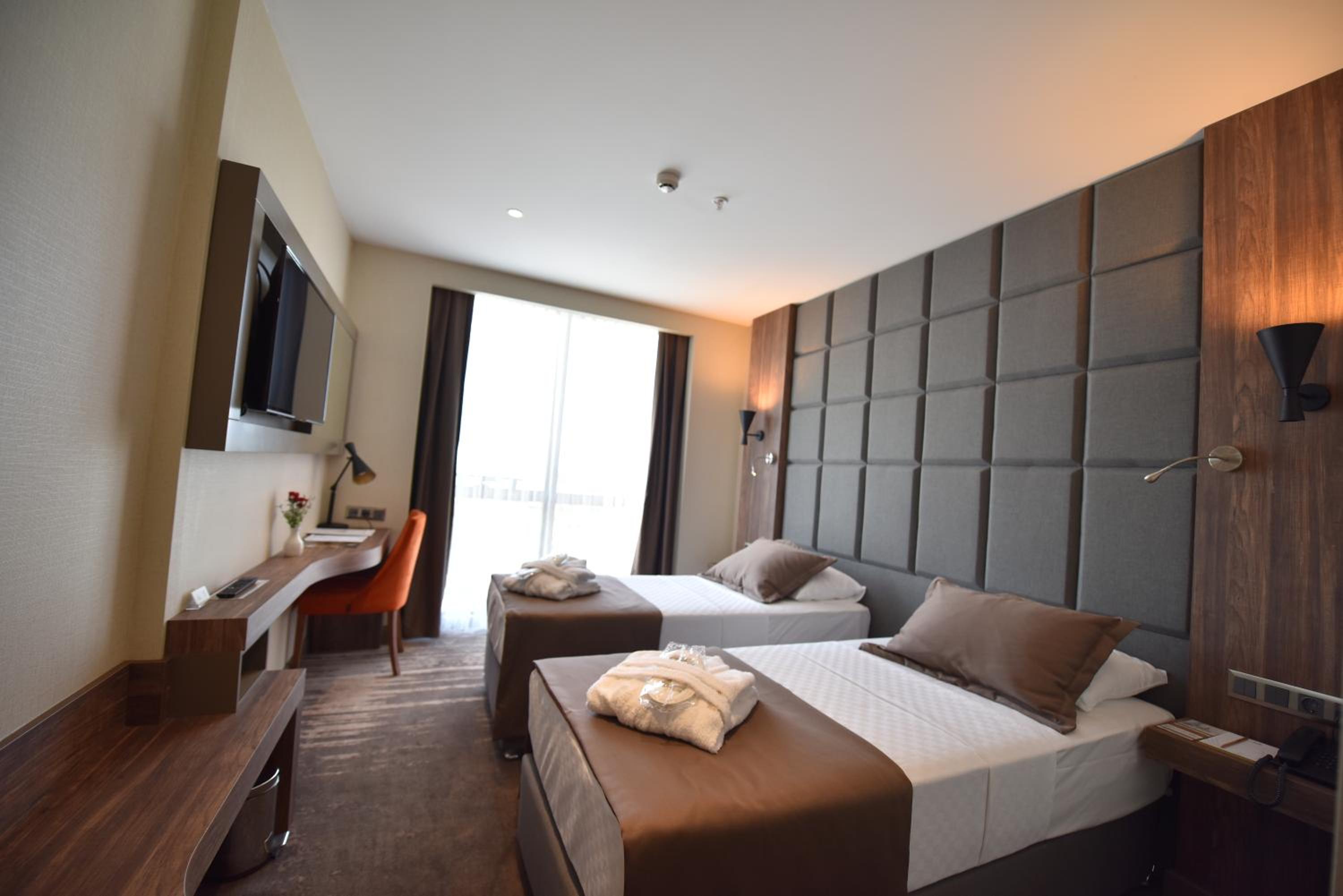 Standard Twin Room photo 1