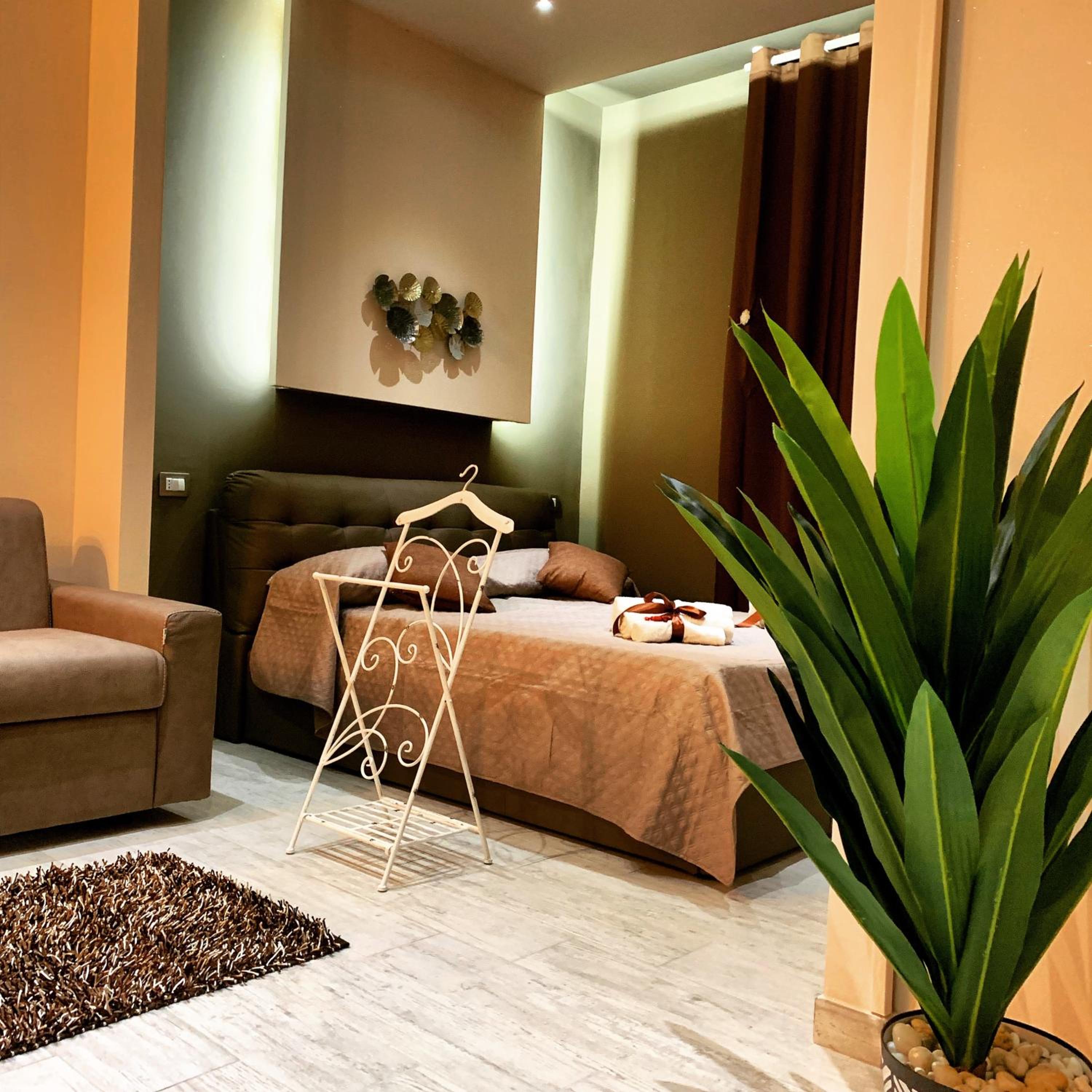 Deluxe Family Room - Photo 8