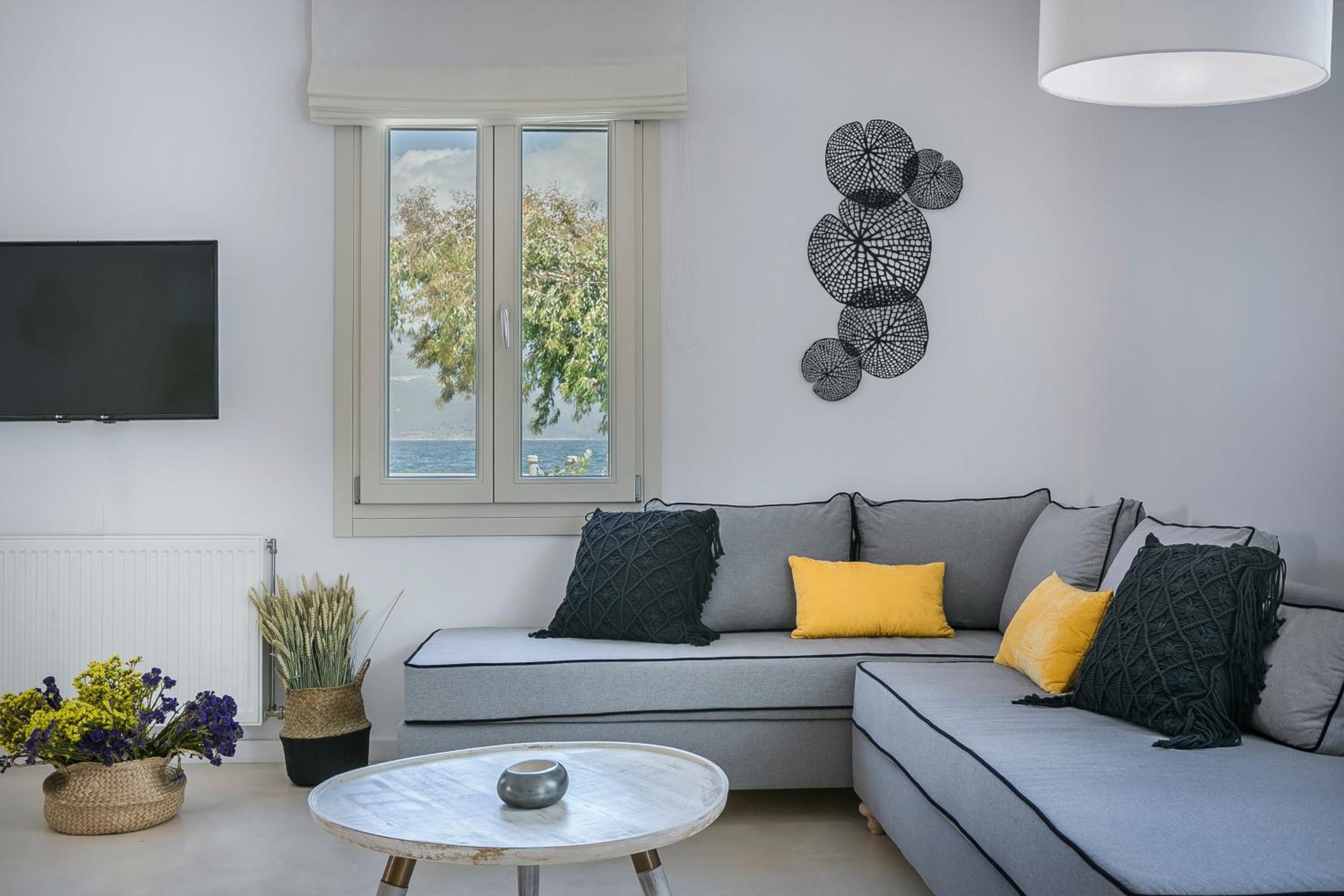 Villa with Sea View photo 2