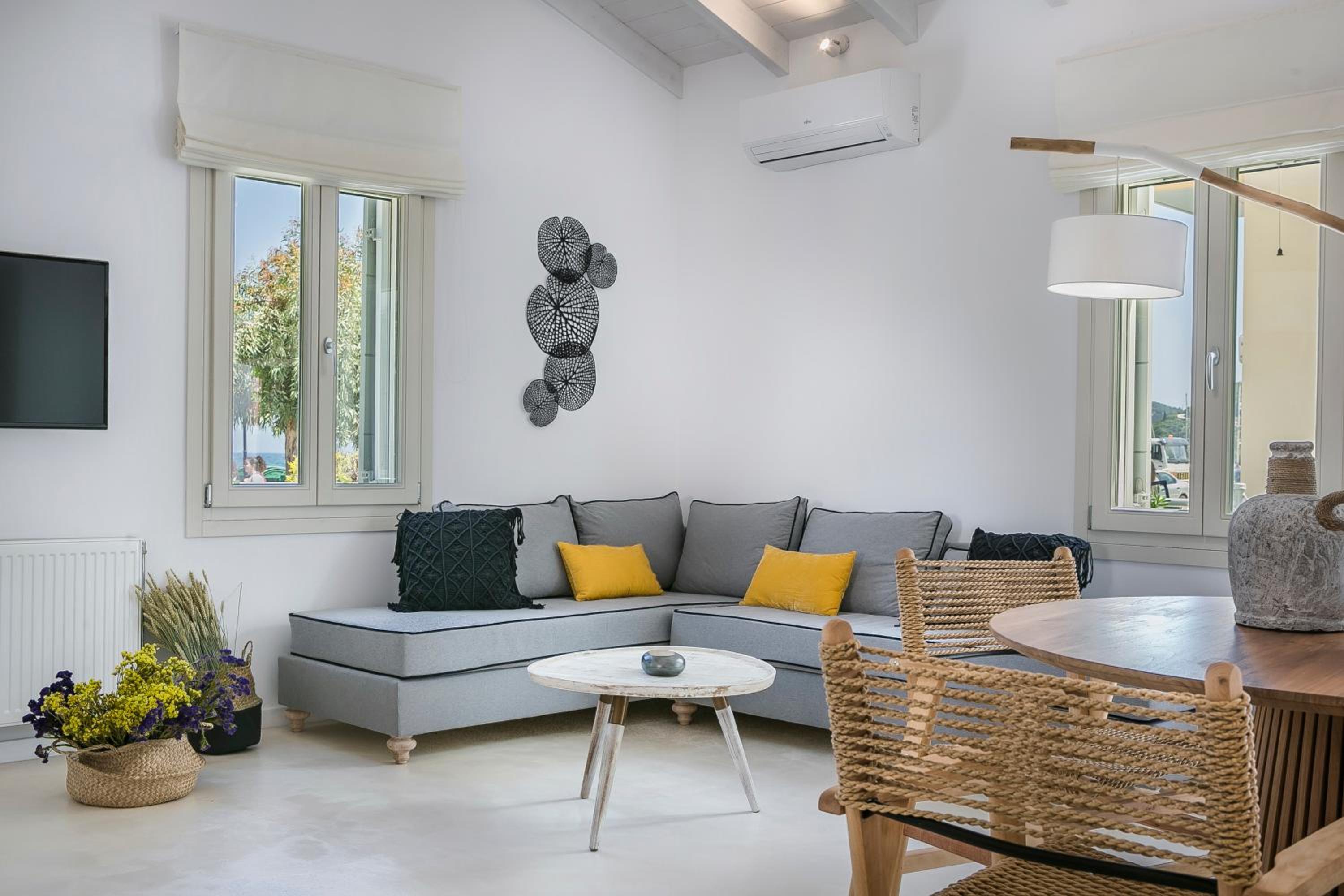 Villa with Sea View photo 3
