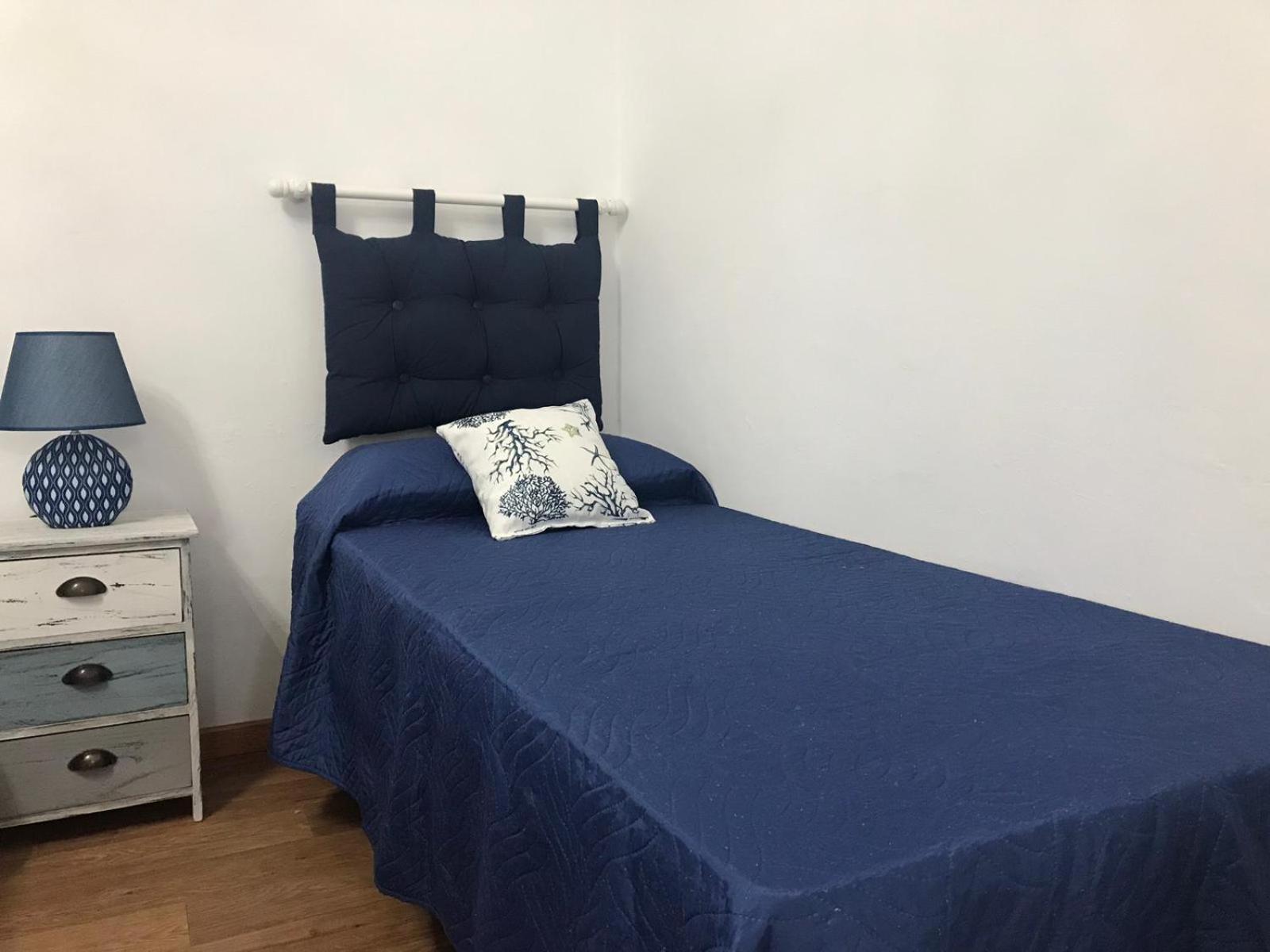 Quadruple Room - Photo 11