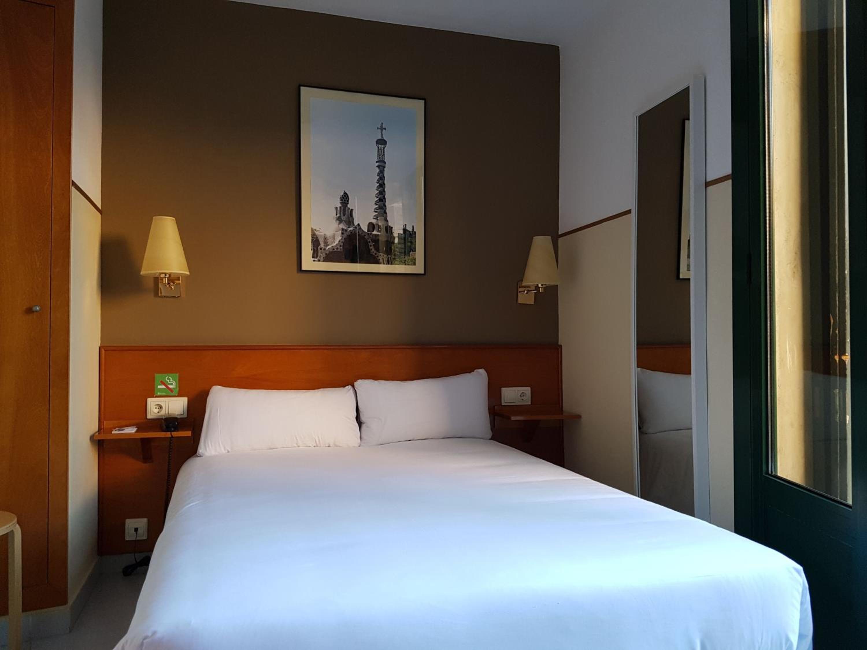 Habitación Doble Básica con Balcón