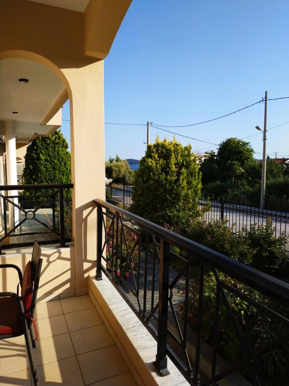 Apartment with Garden View photo 3