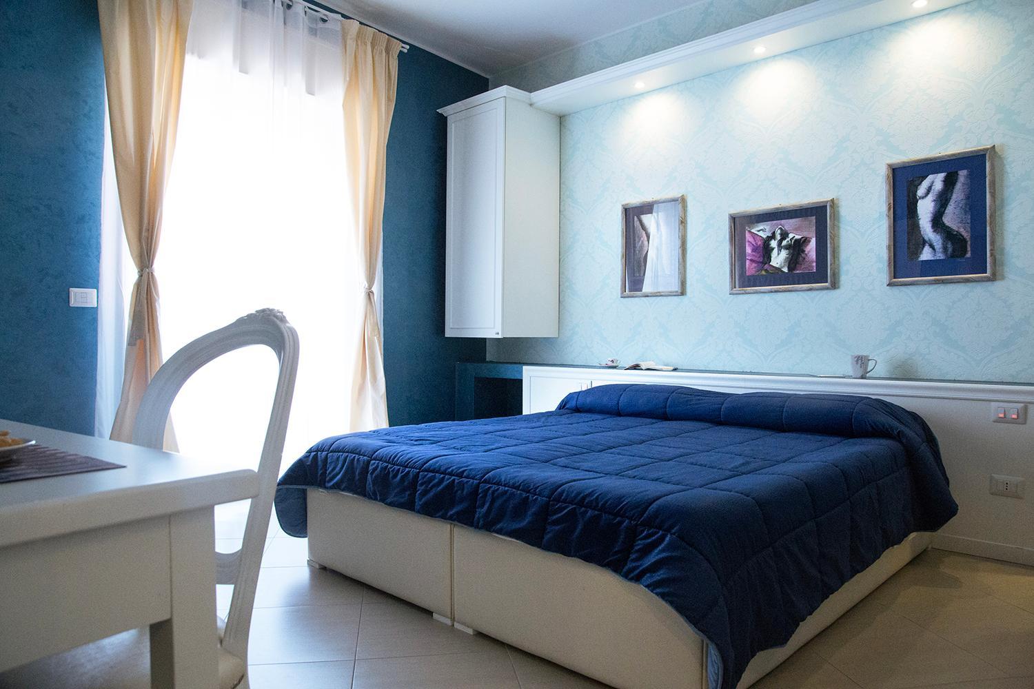 Double or Twin Room - Photo 7