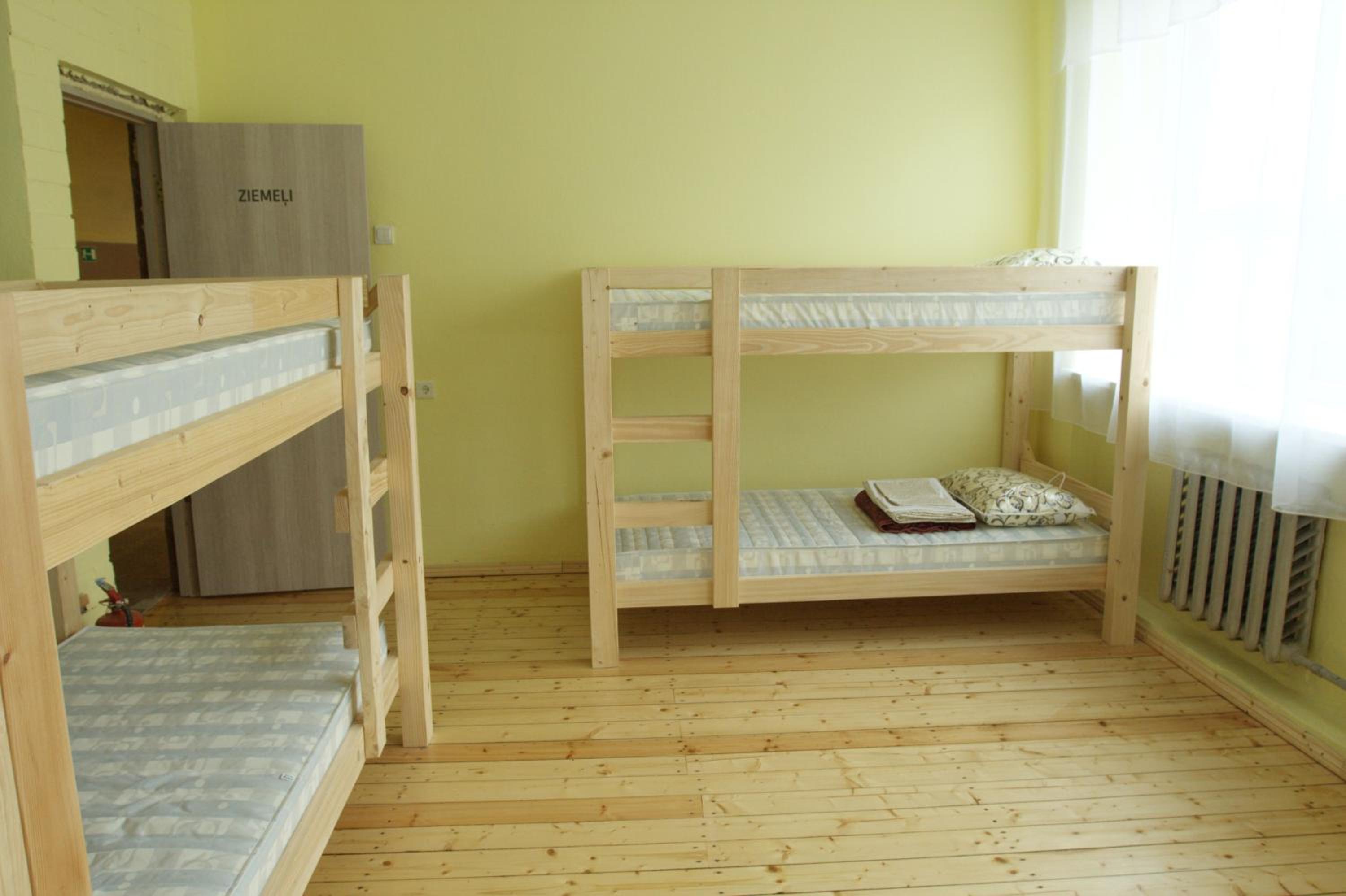 Mixed Dormitory Room photo 3