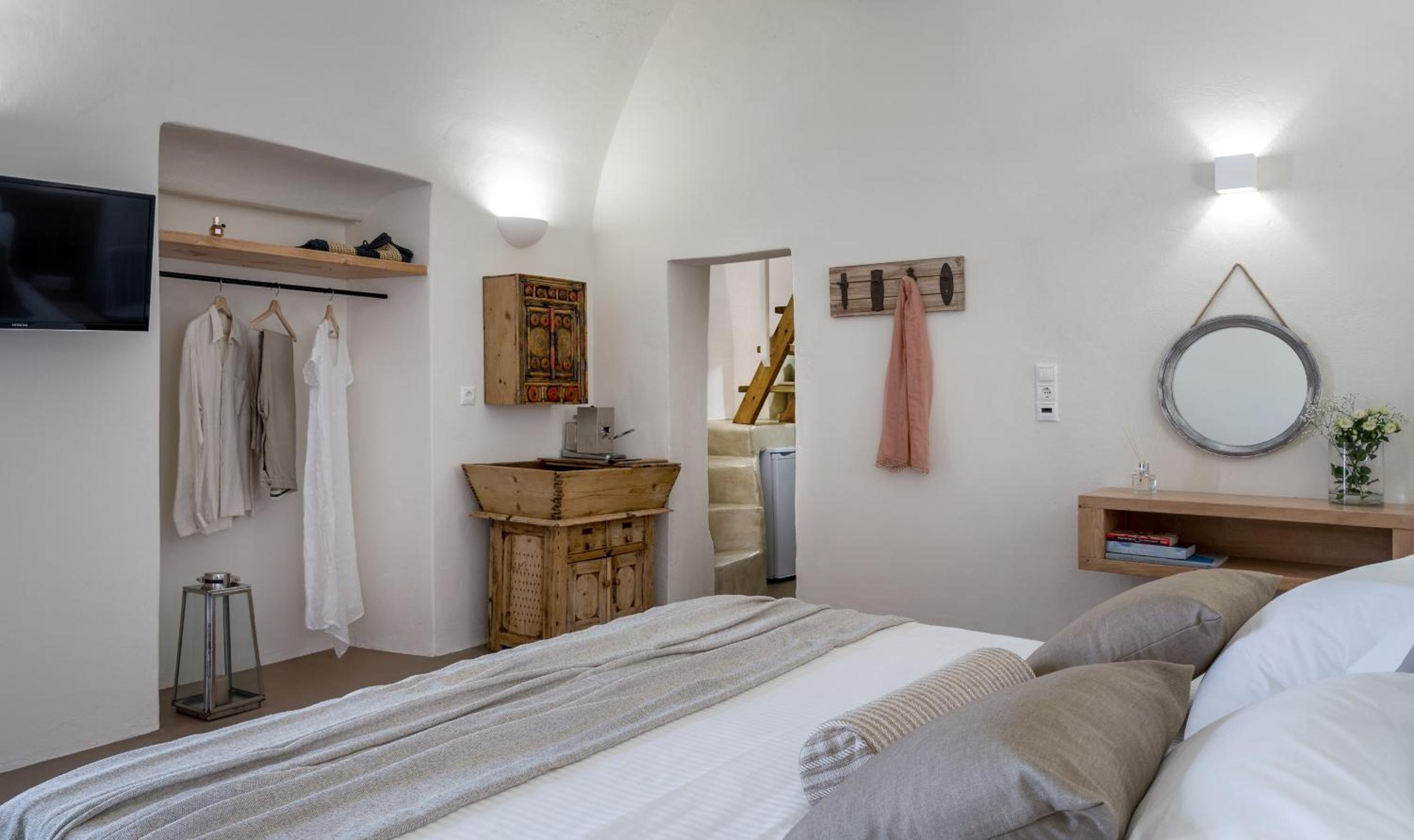 Two-Bedroom House photo 3