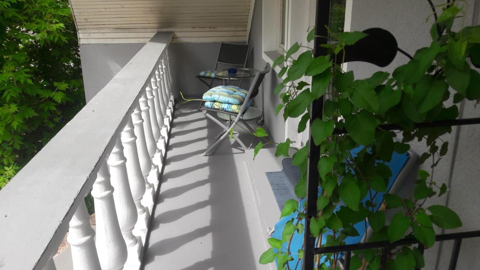 Double Room with Balcony - Photo 5