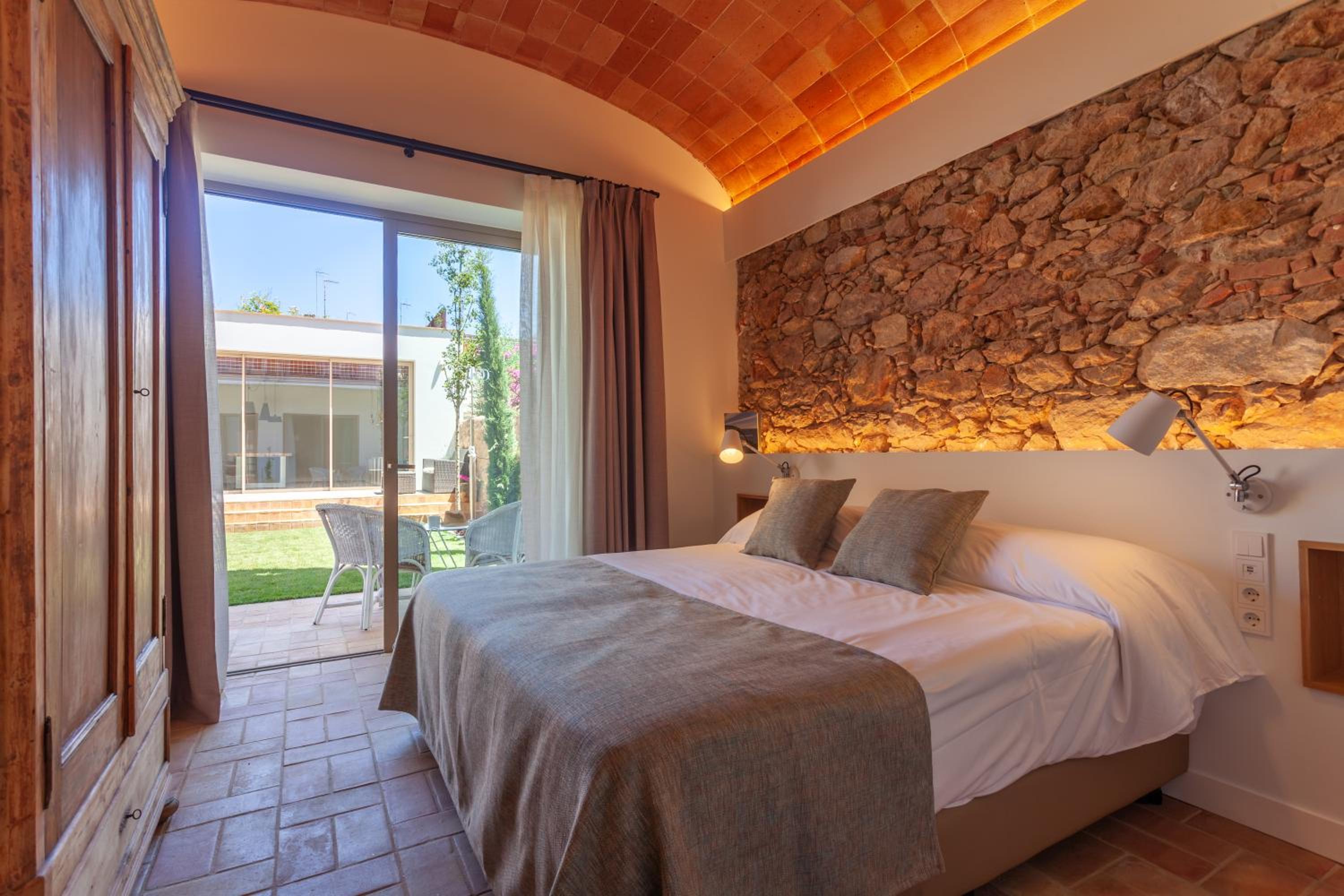 Superior Double or Twin Room with Terrace - Photo 1