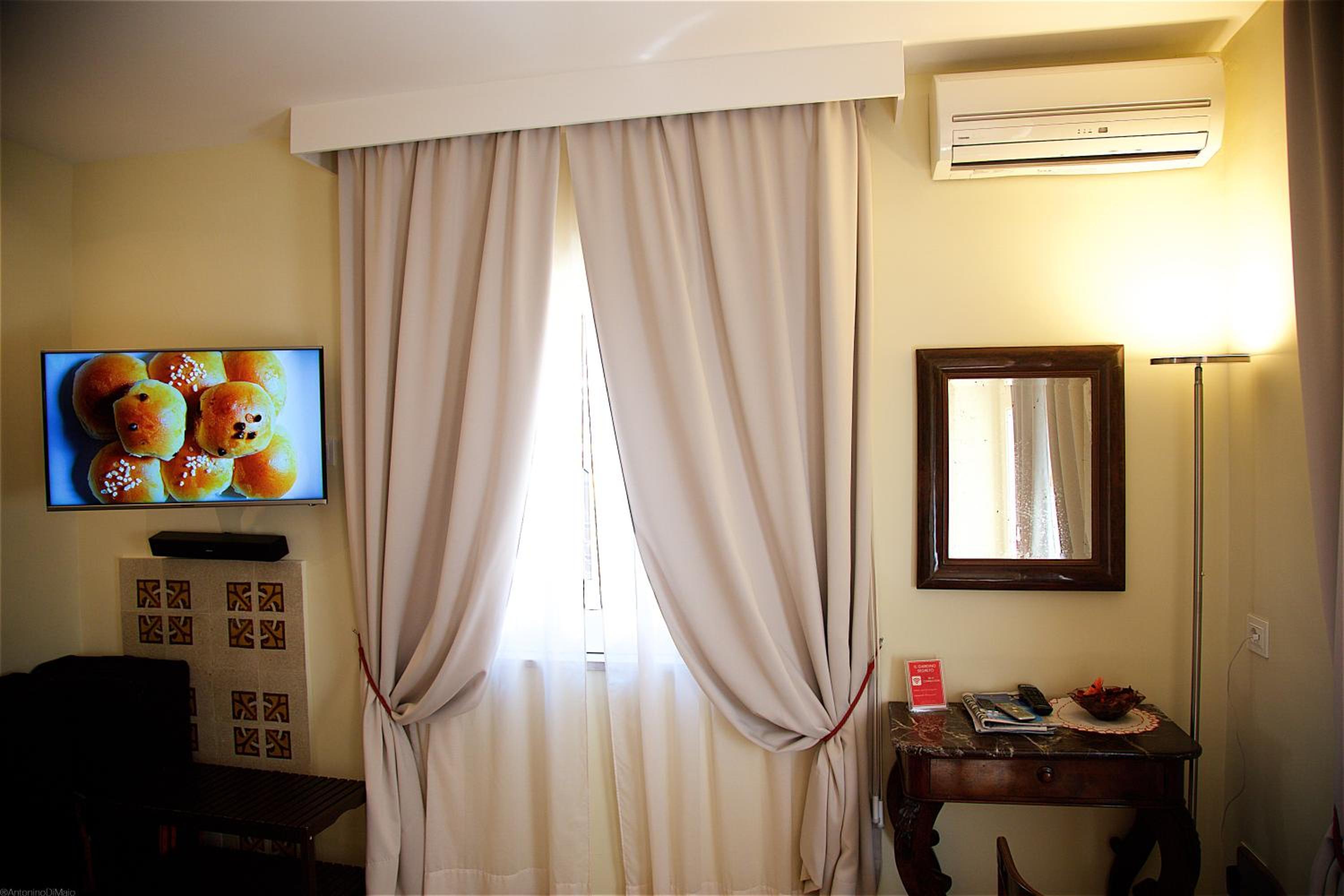 Double Room with Terrace