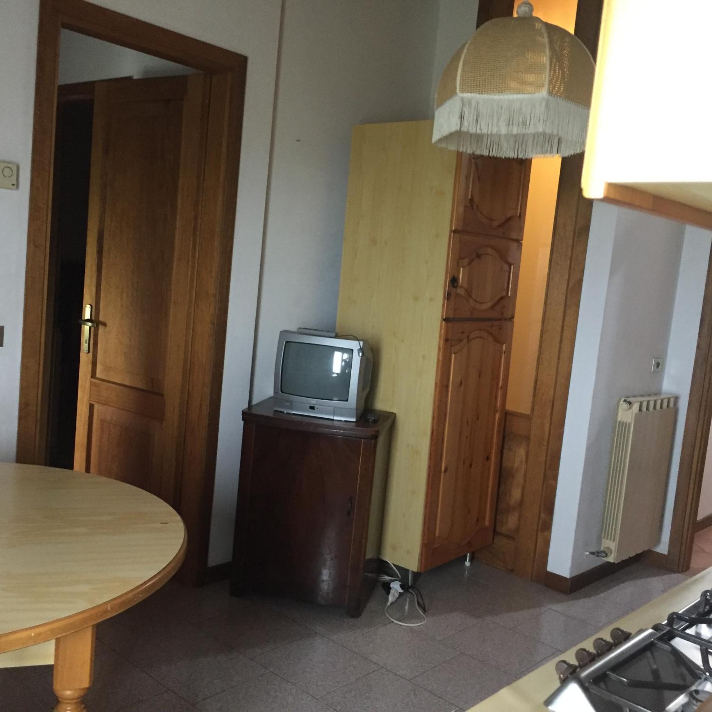 One-Bedroom Apartment - Photo 10