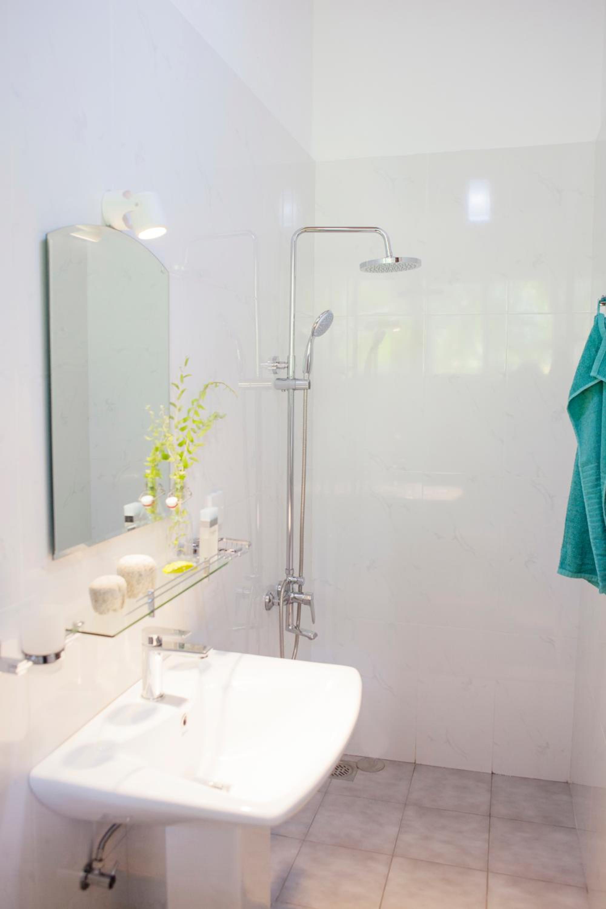 Deluxe Double or Twin Room with Balcony photo 3