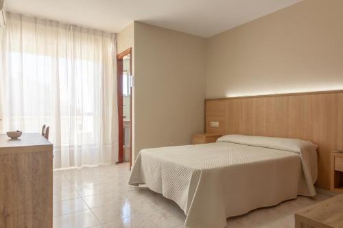 Double or Twin Room photo 2