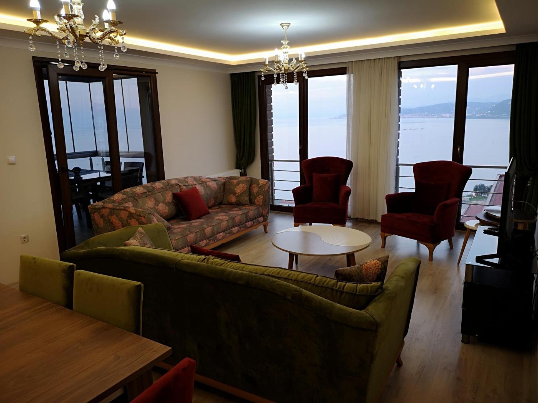 Superior Apartment photo 1